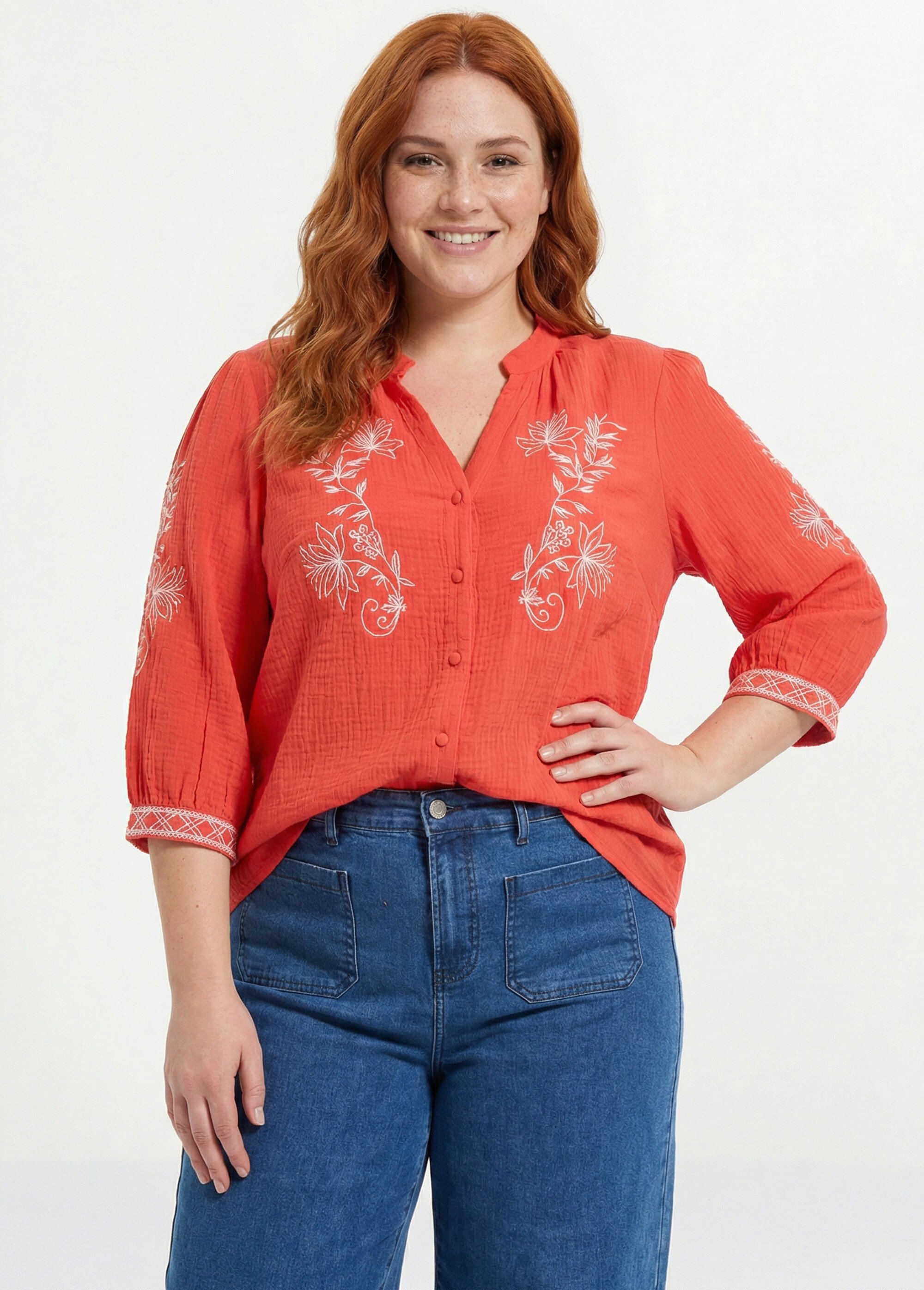 Blouse en gaze de coton avec broderies