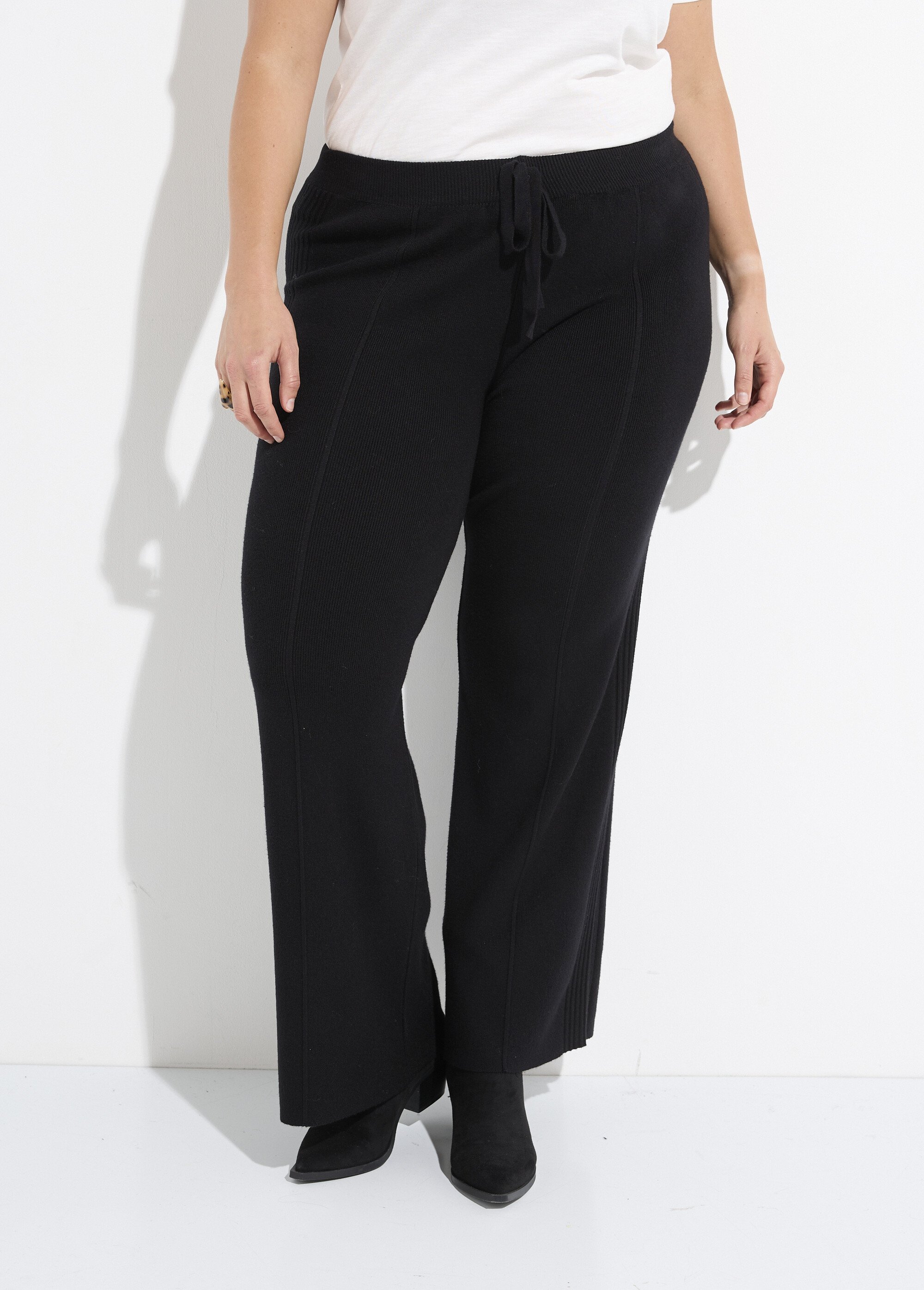 Pantalon large confort, jeu de mailles Femme Grande Taille Noir CHY-D0343C FA1