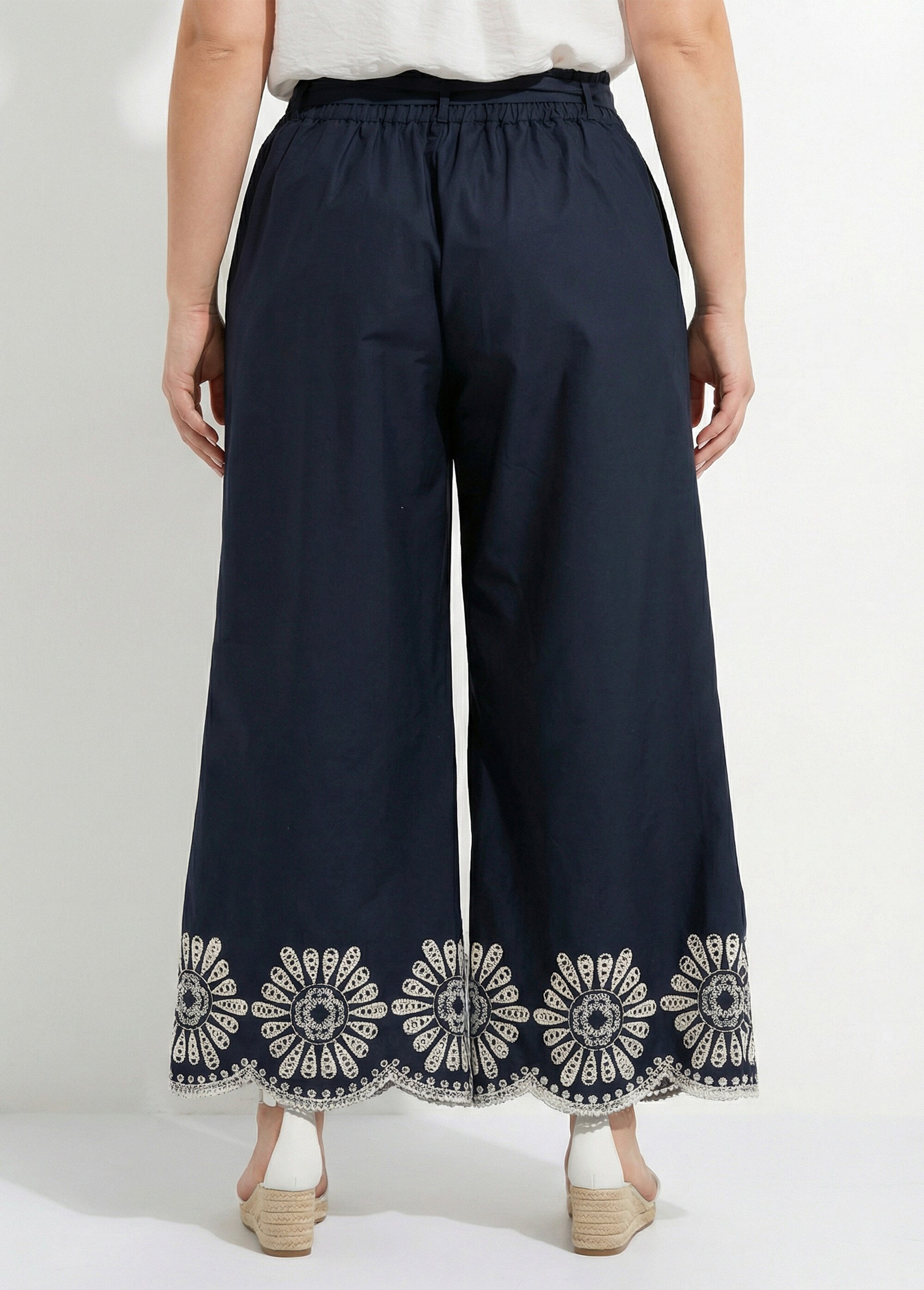 Pantalon ample bas broderie ajourée Femme Grande Taille Bleu MA-718-2155 DO1