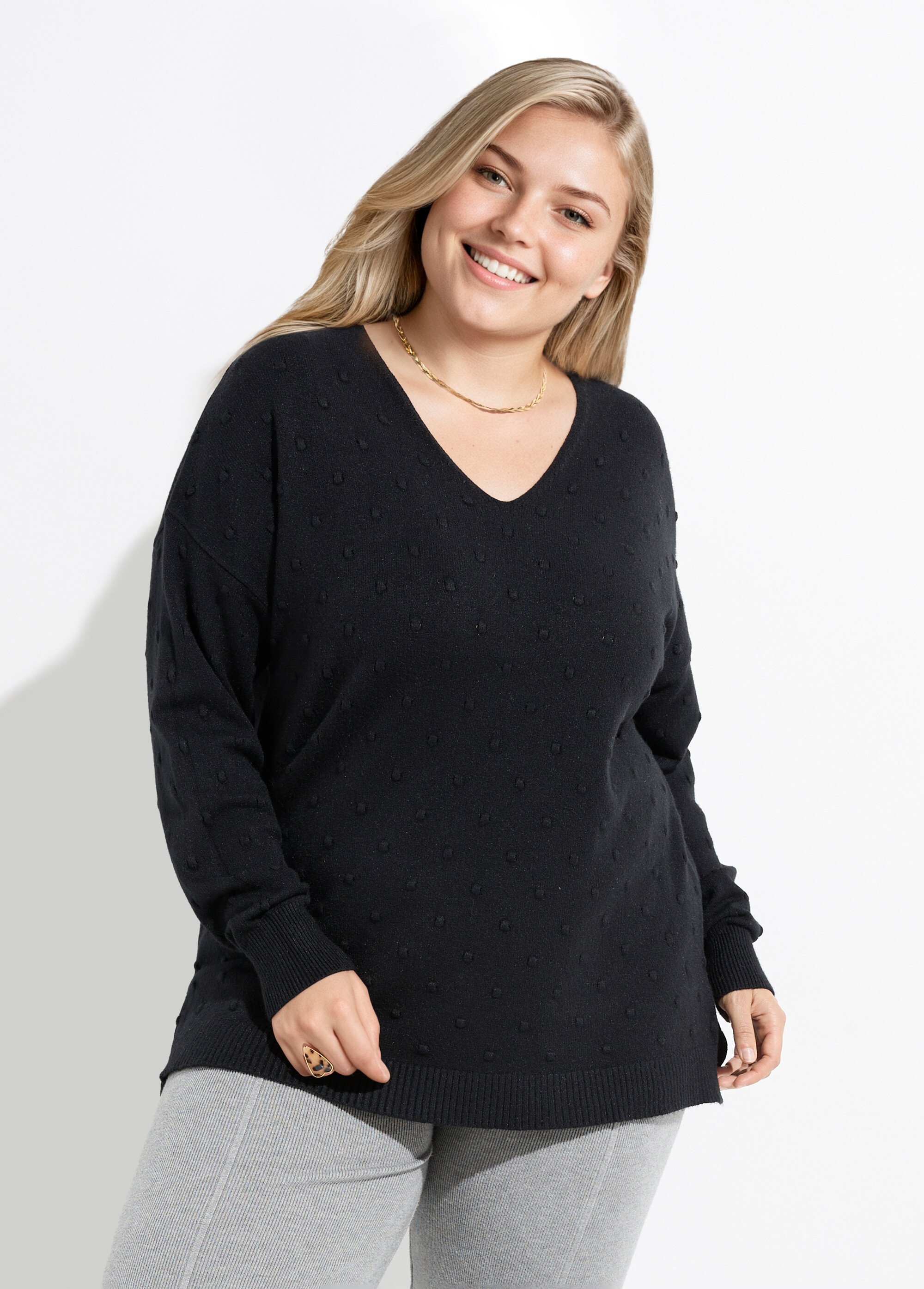 Pull col V maille fantaisie à pois Femme Grande Taille Noir CHY-2268 FA1