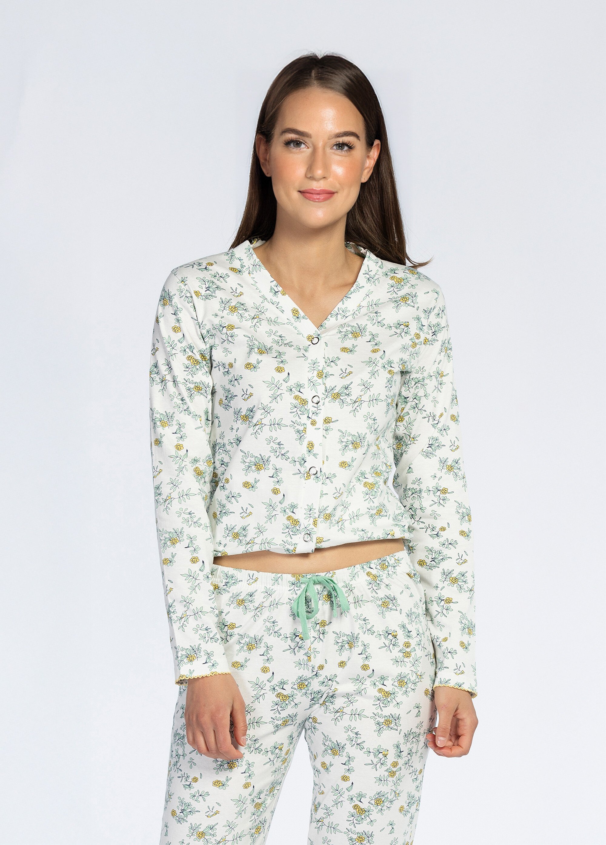 Pyjama long boutonné motif fleuri