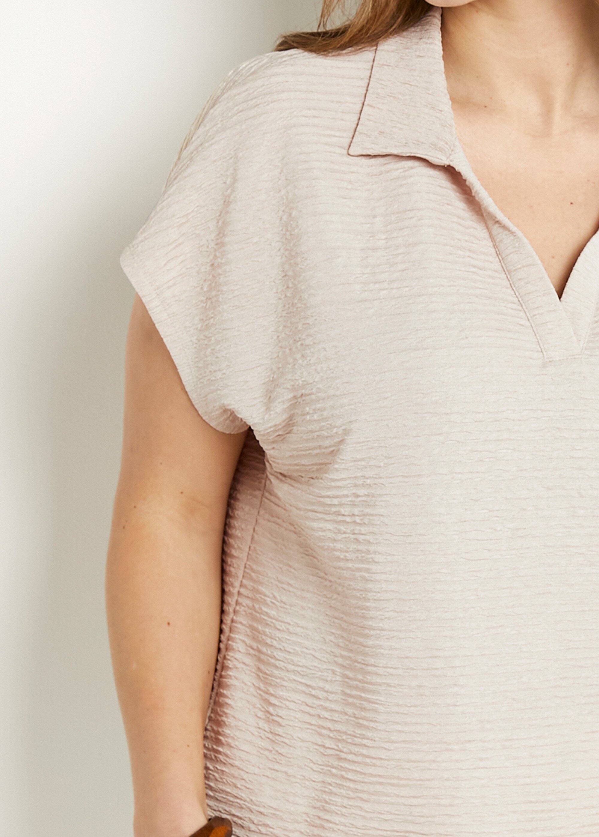 T-shirt col chemise uni manches courtes