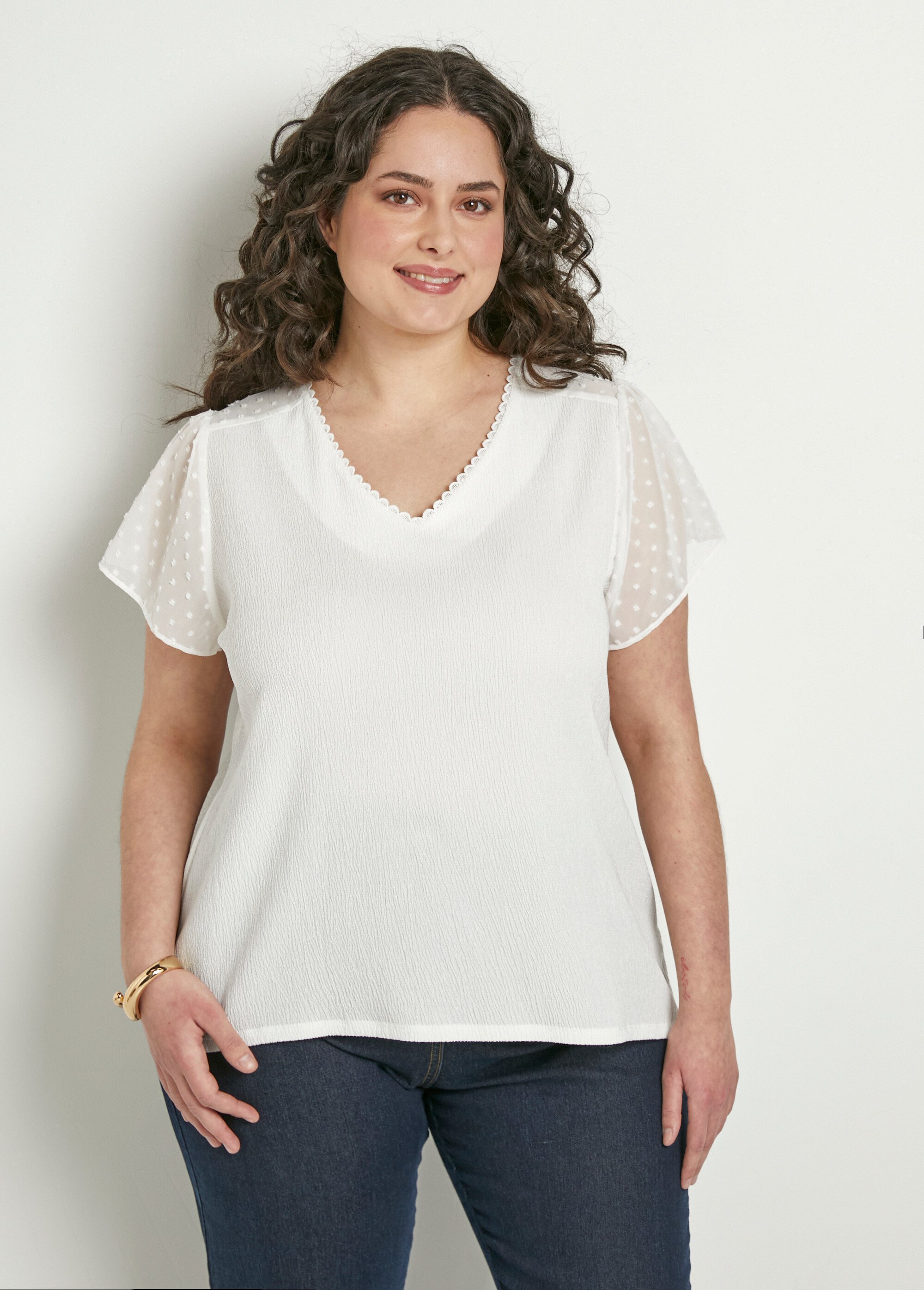 T-shirt col V plumetis manches courtes