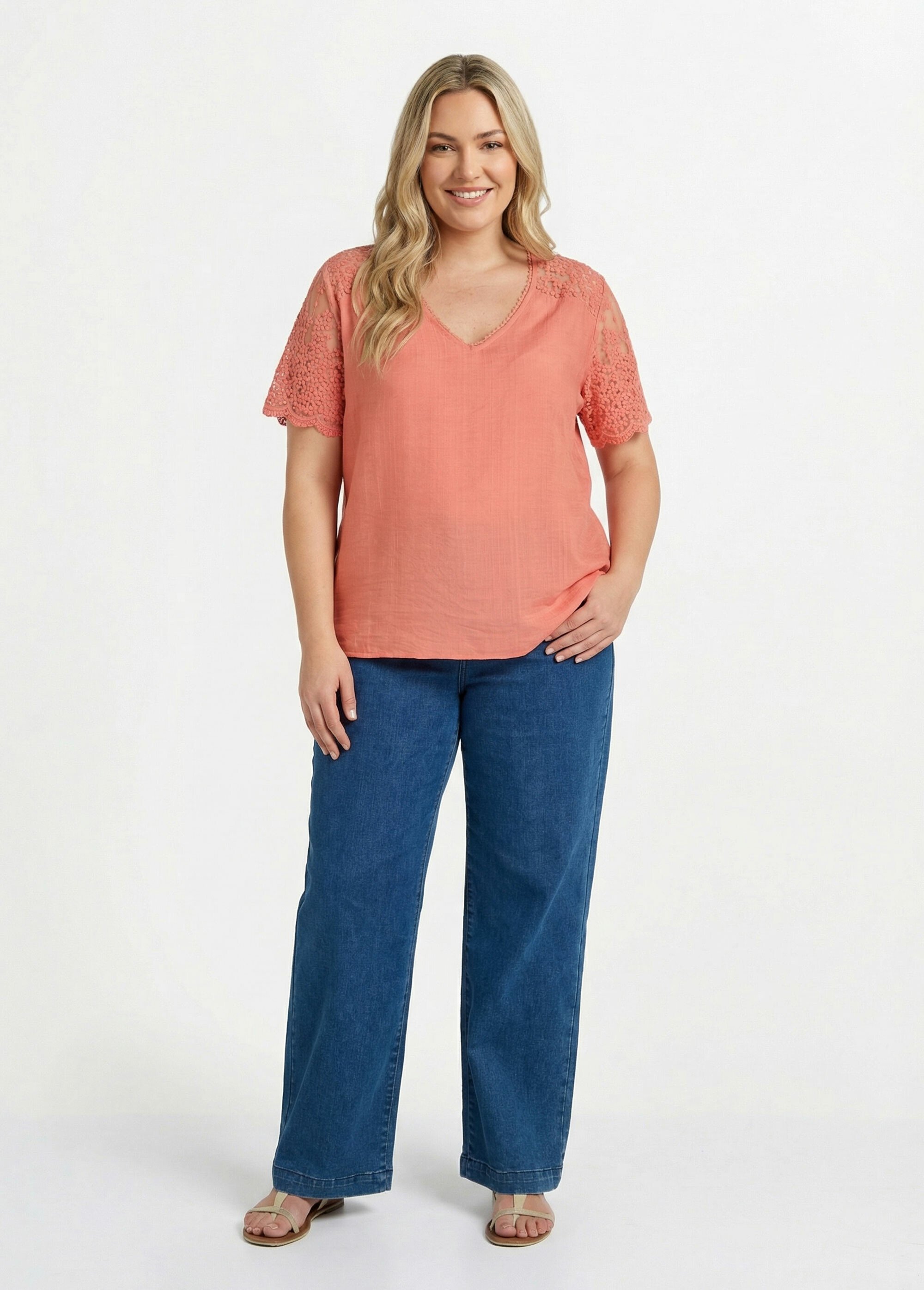 Blouse dos en dentelle + détail goutte Femme Grande Taille Rose MA-M610-1539 SF1