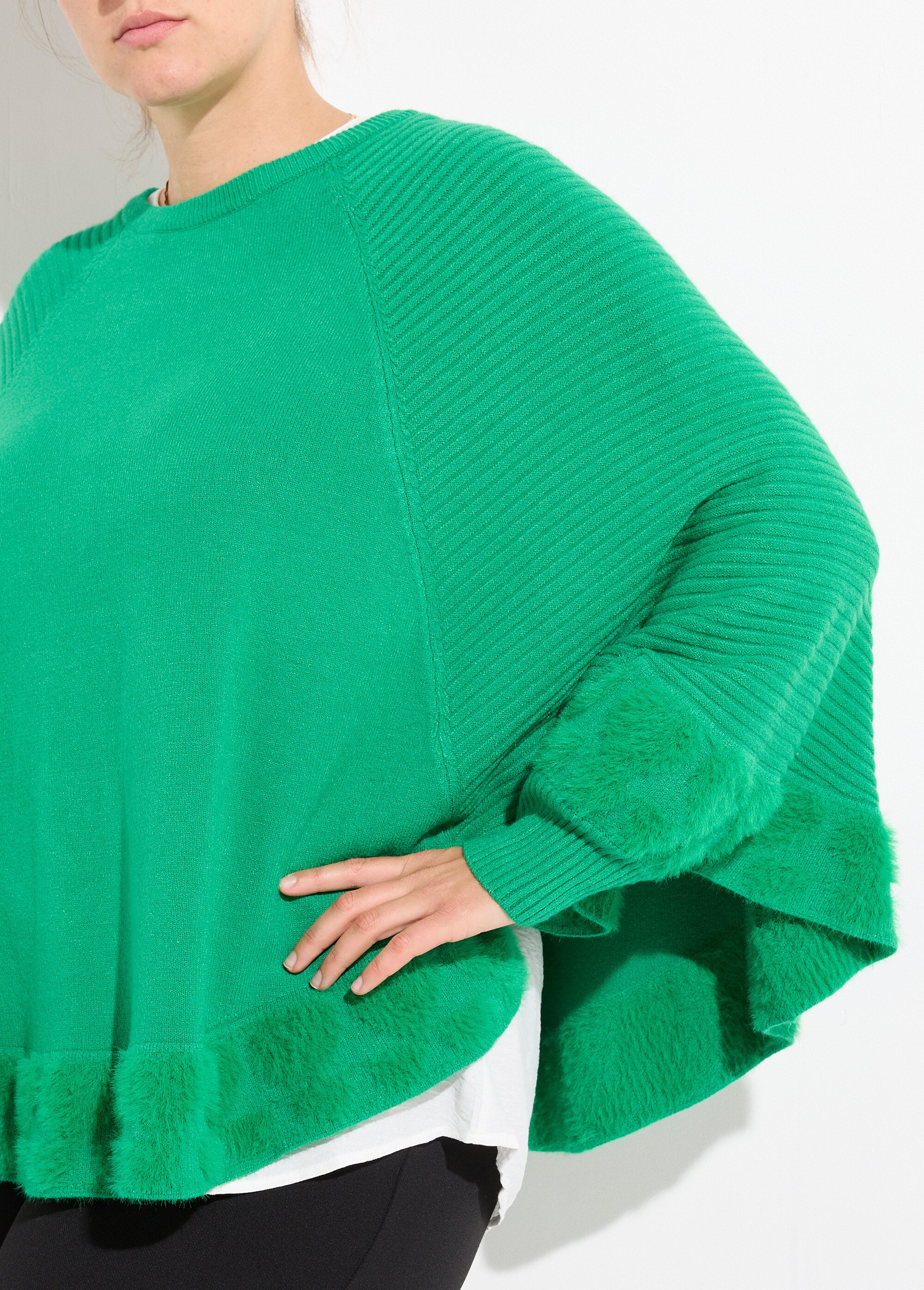 Poncho cape maille coeurs et col rond Femme Grande Taille Vert CHY-2264 DE1