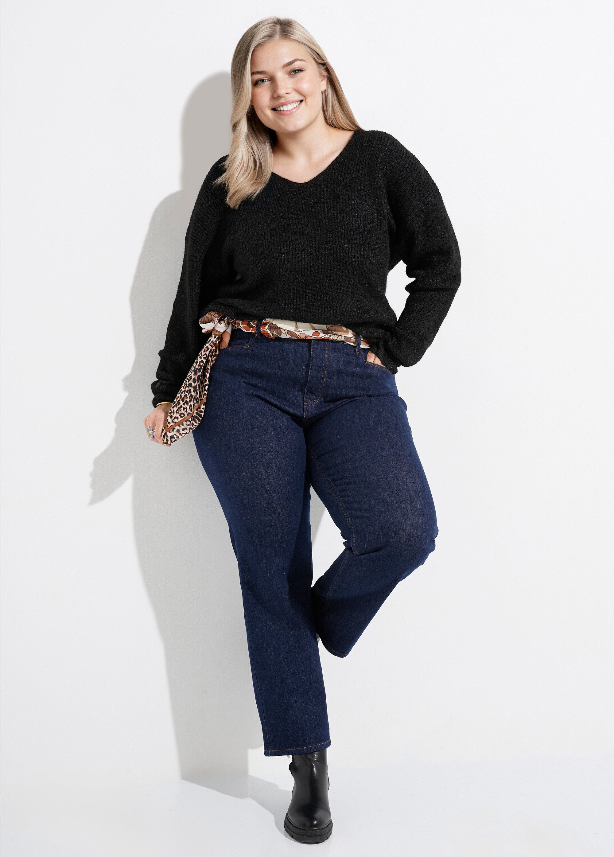 Pull col V chaud maille mousseuse laine Femme Grande Taille Noir CHY-1350 SI1