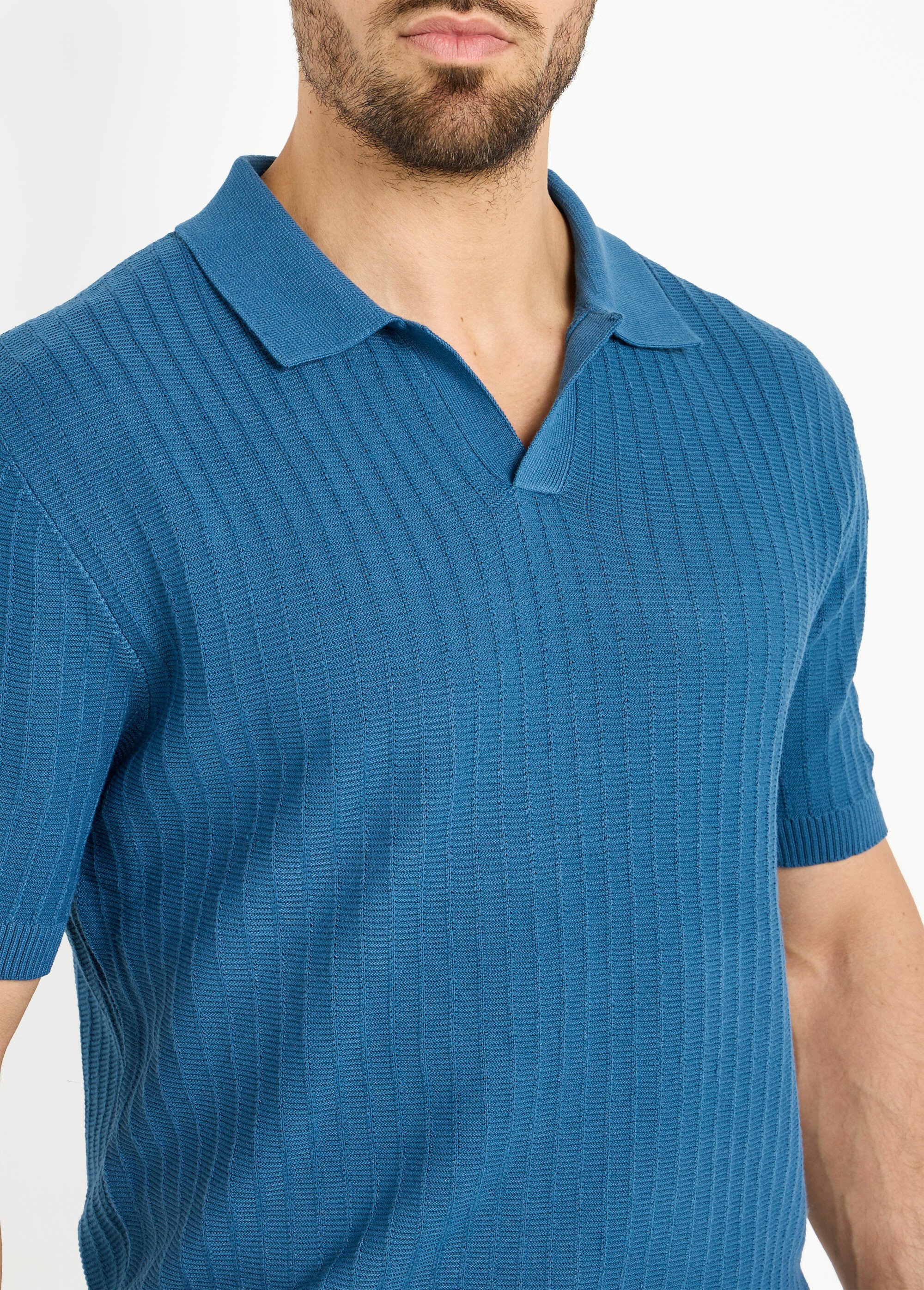 Pull fin col polo, en maille texturée