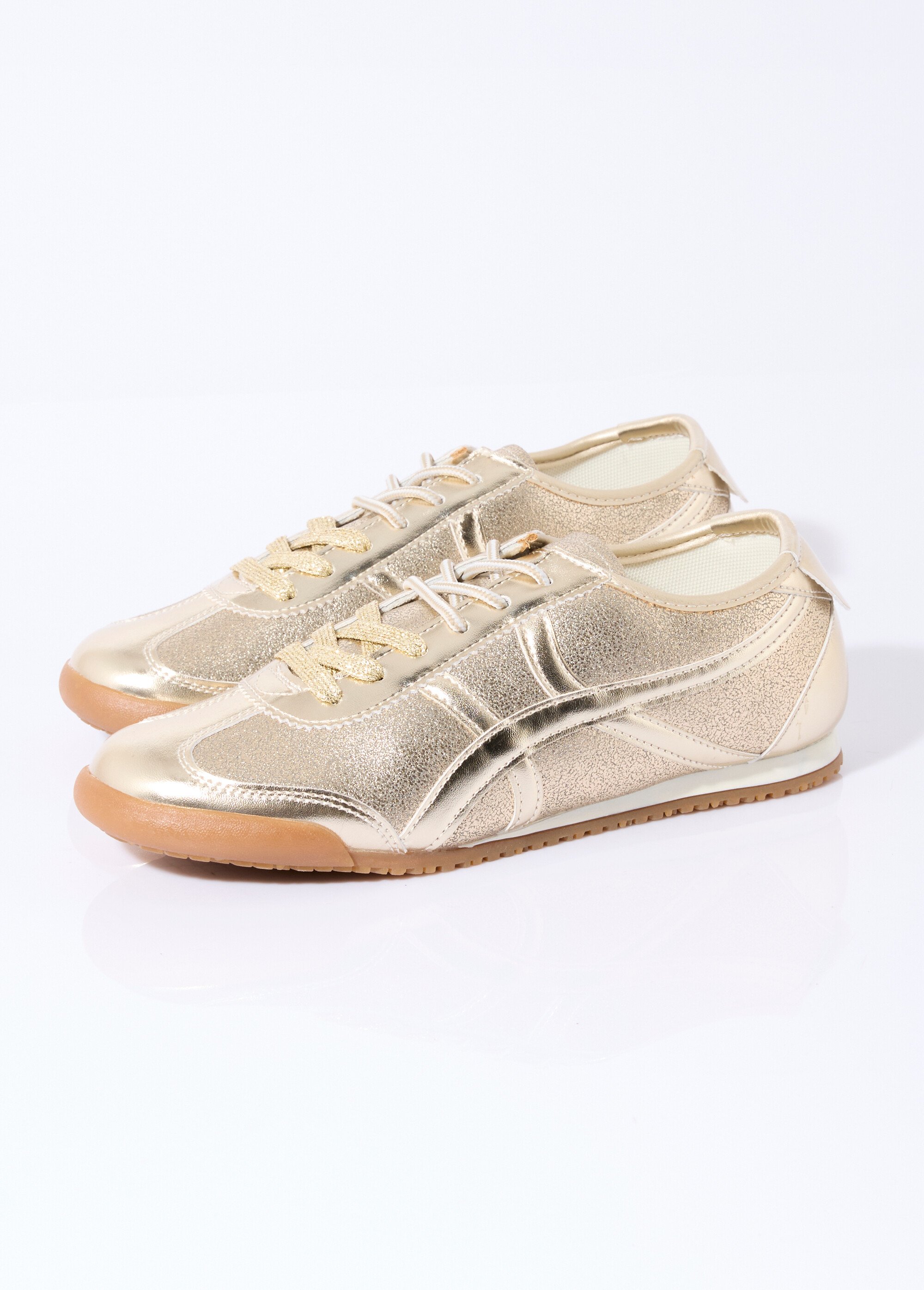 Baskets semelle fine avec empiècements