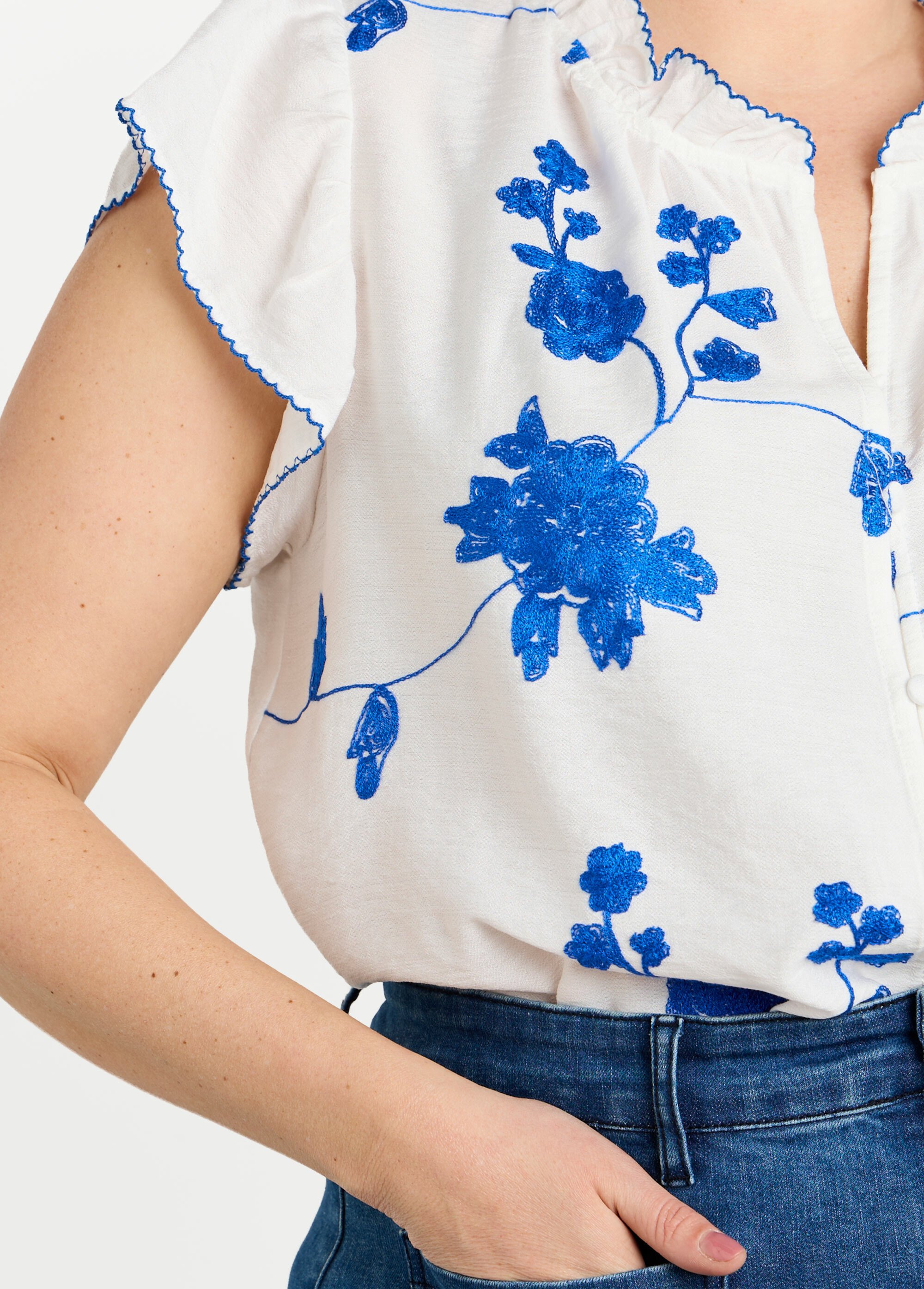 Chemisier broderies contrastantes fleurs Femme Grande Taille Blanc MA-M1111-2178 DE1