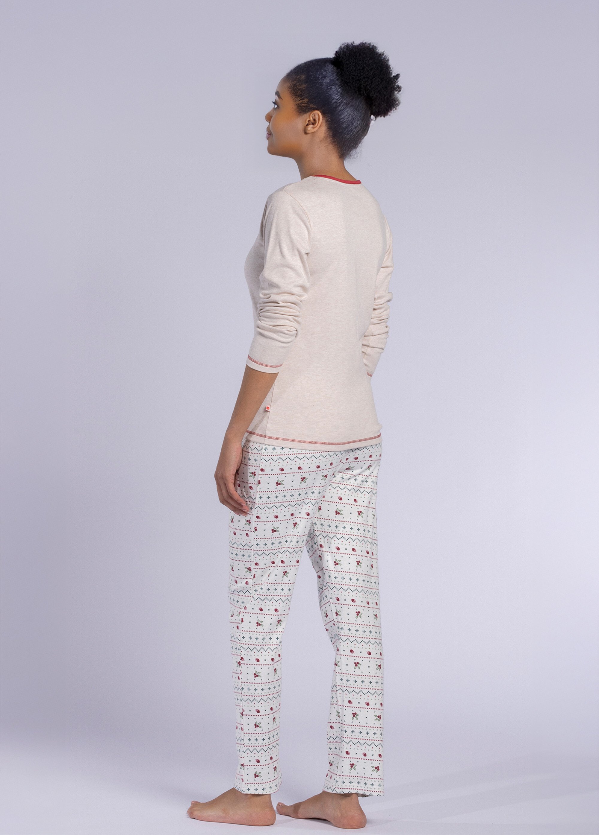 Pyjama motif col rond manches longues