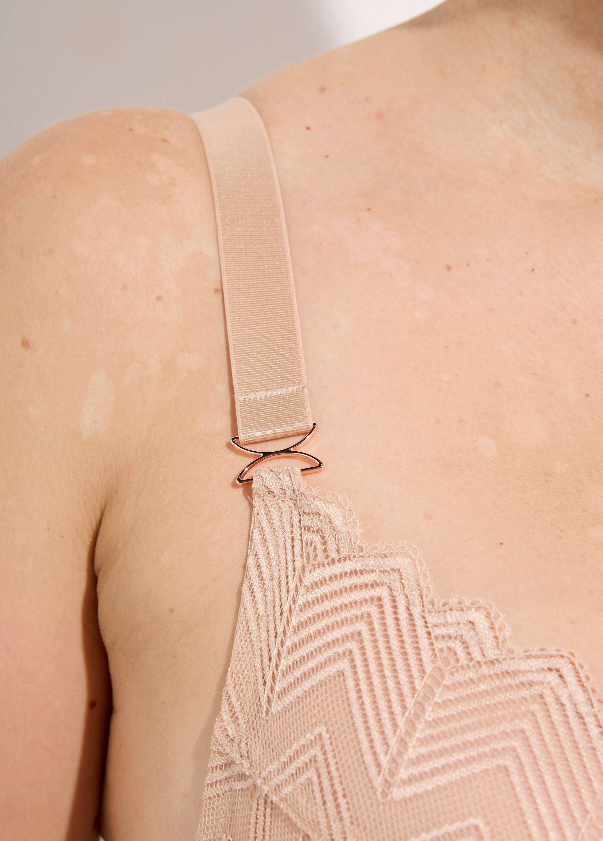 Ensemble soutien gorge + culotte dentelle Grande Taille Beige SUNXK88517 DE3