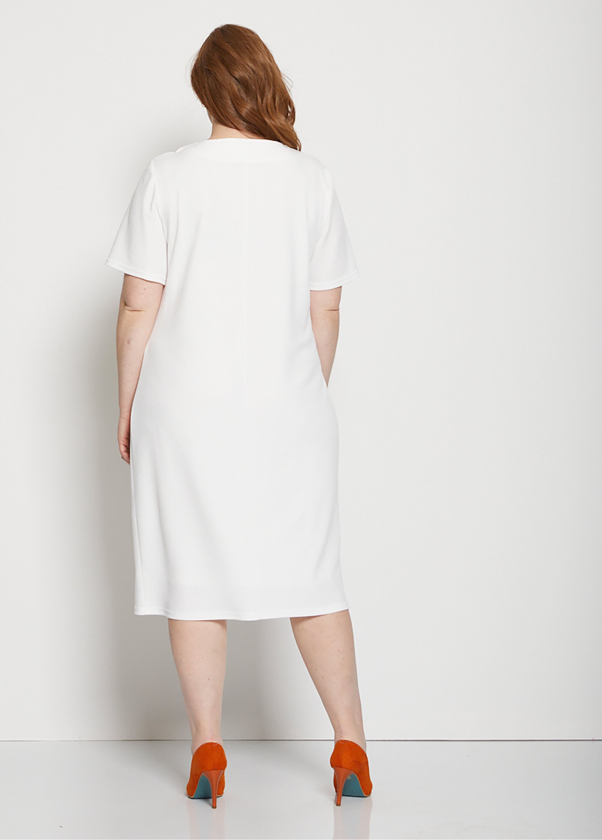 Robe droite en maille gaufrée motif placé