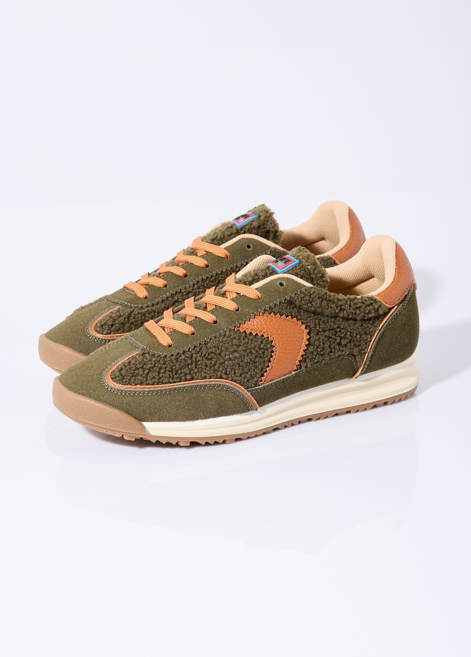 Baskets rétro multimatières à lacets Femme Vert COVFY1106 DE1