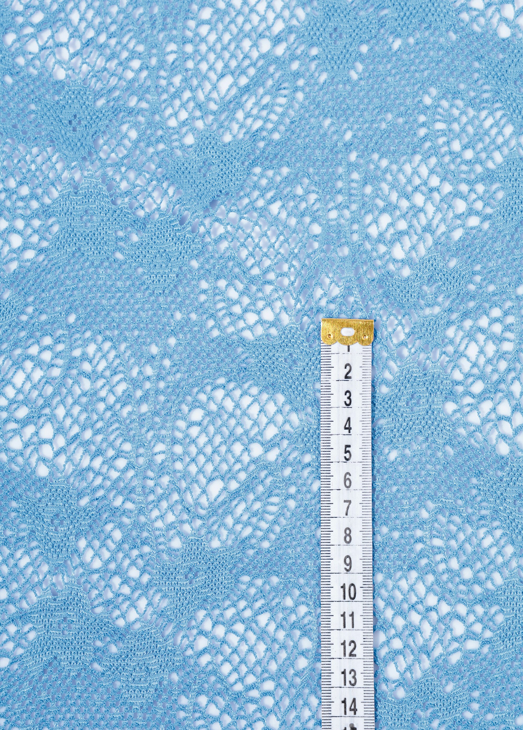 Coupon habillement dentelle type macramé