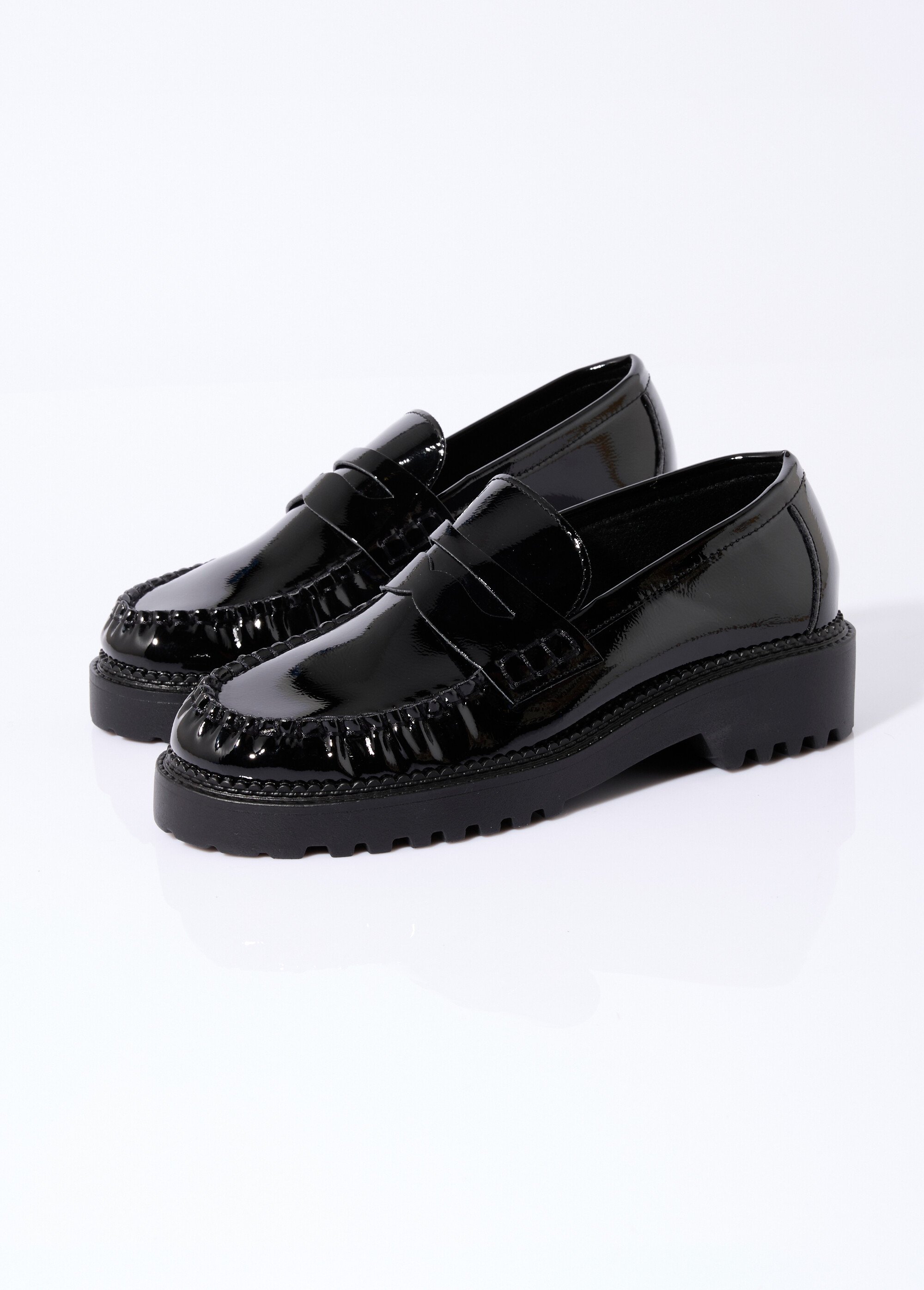 Mocassins vernis semelle épaisse crantée Femme Noir COVGQ8-061 DE1