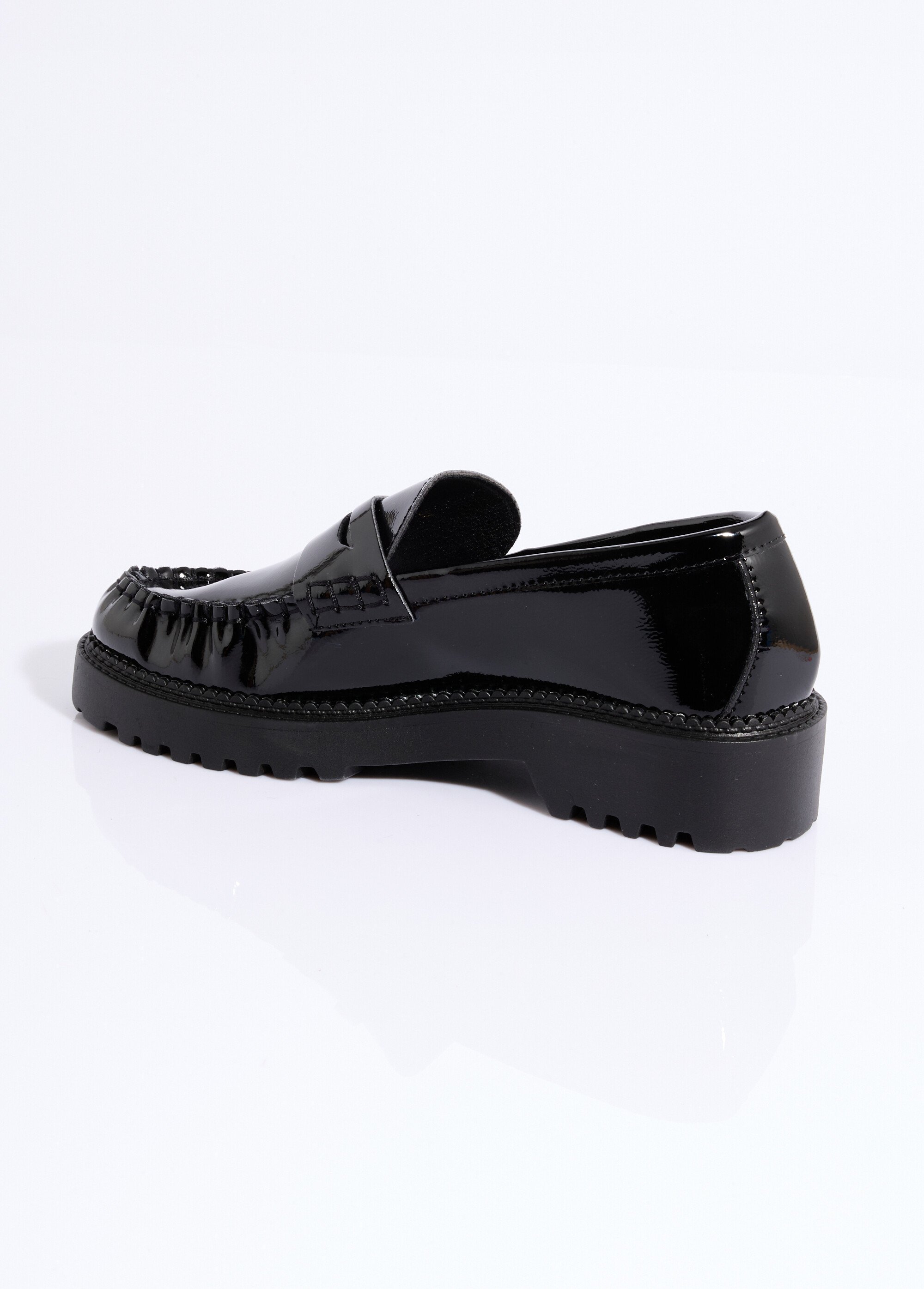 Mocassins vernis semelle épaisse crantée Femme Noir COVGQ8-061 DO1