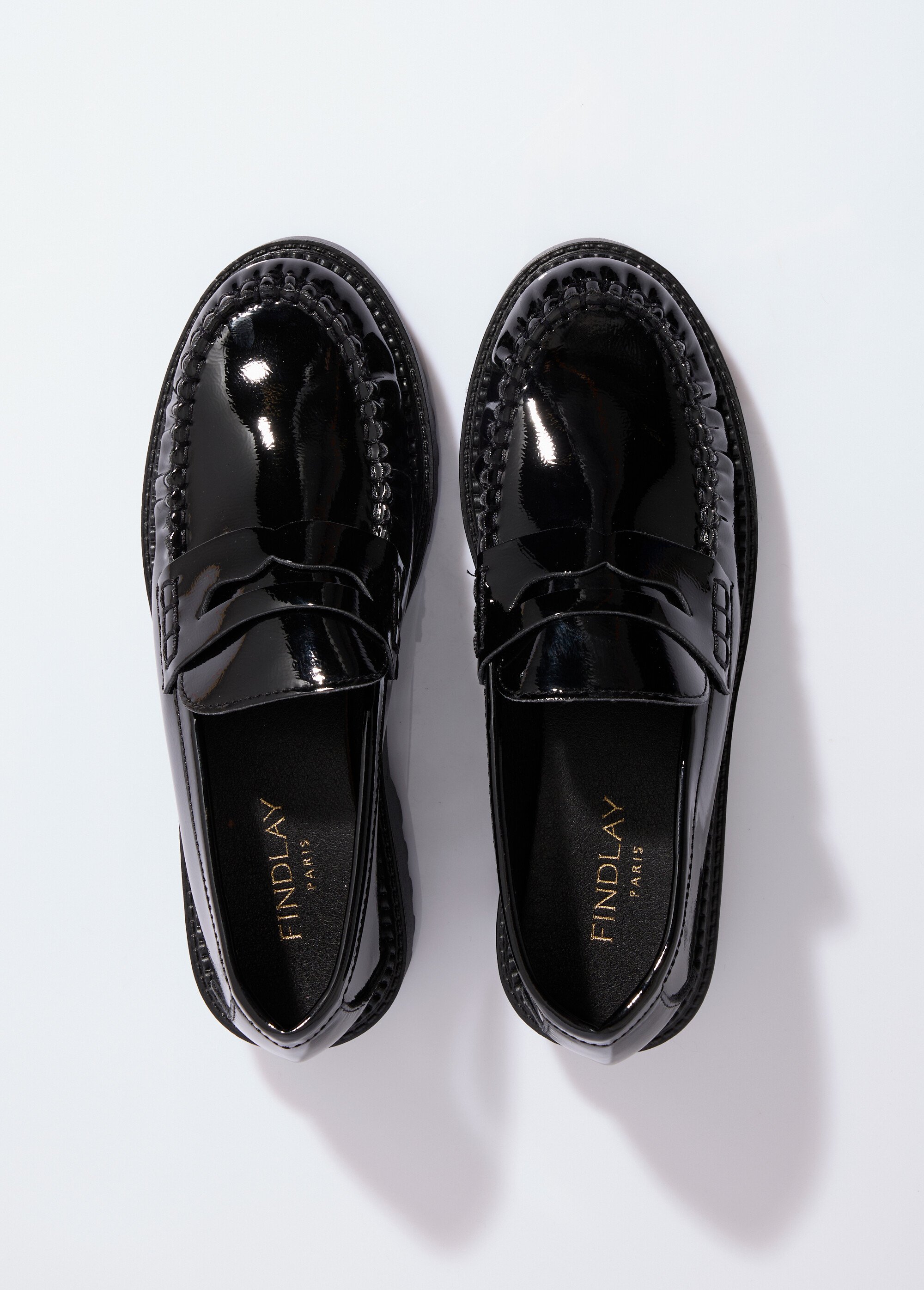 Mocassins vernis semelle épaisse crantée Femme Noir COVGQ8-061 OV1
