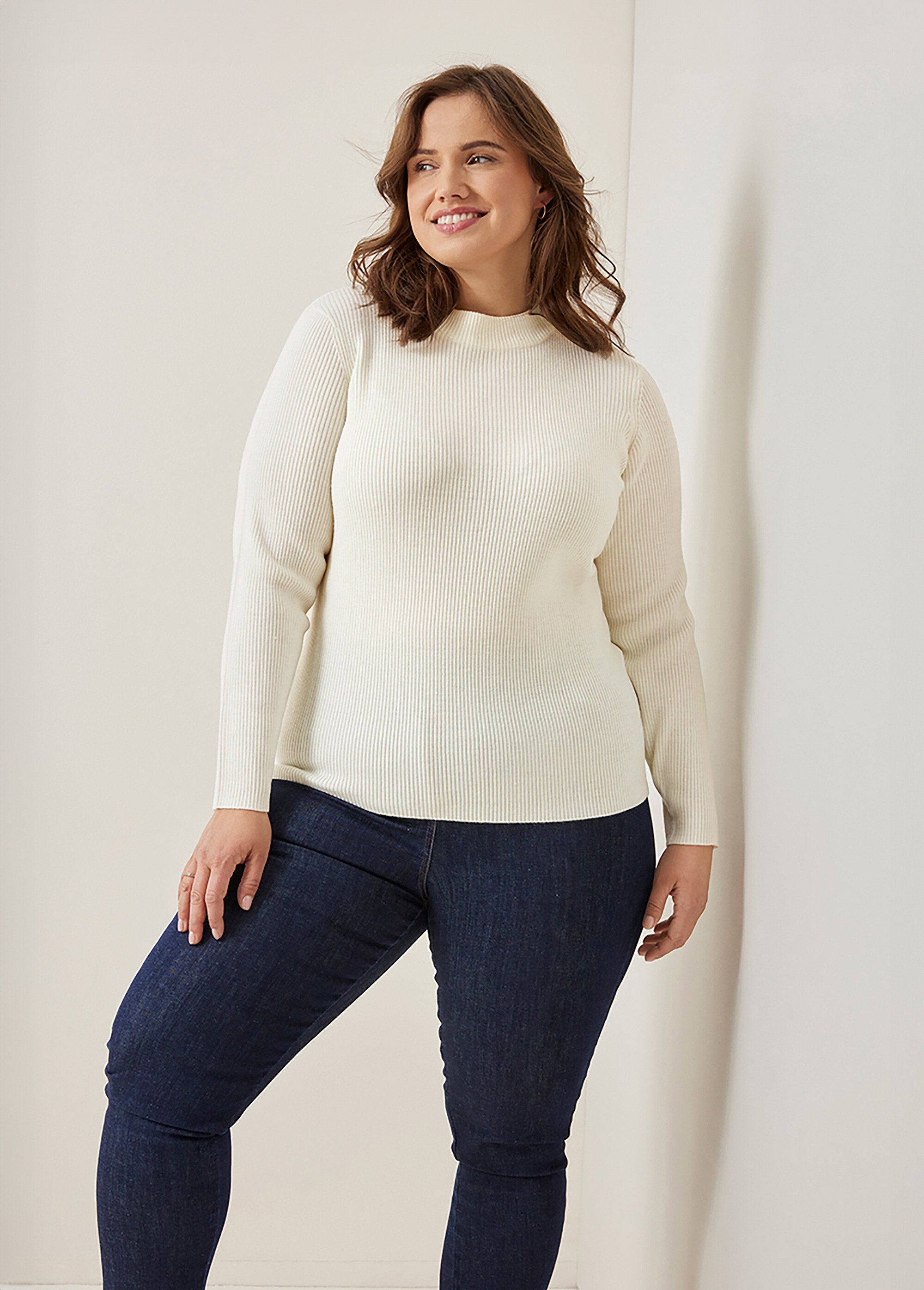 Pull court col montant maille côtelée Femme Grande Taille Beige PRISILLA-EXP FA1