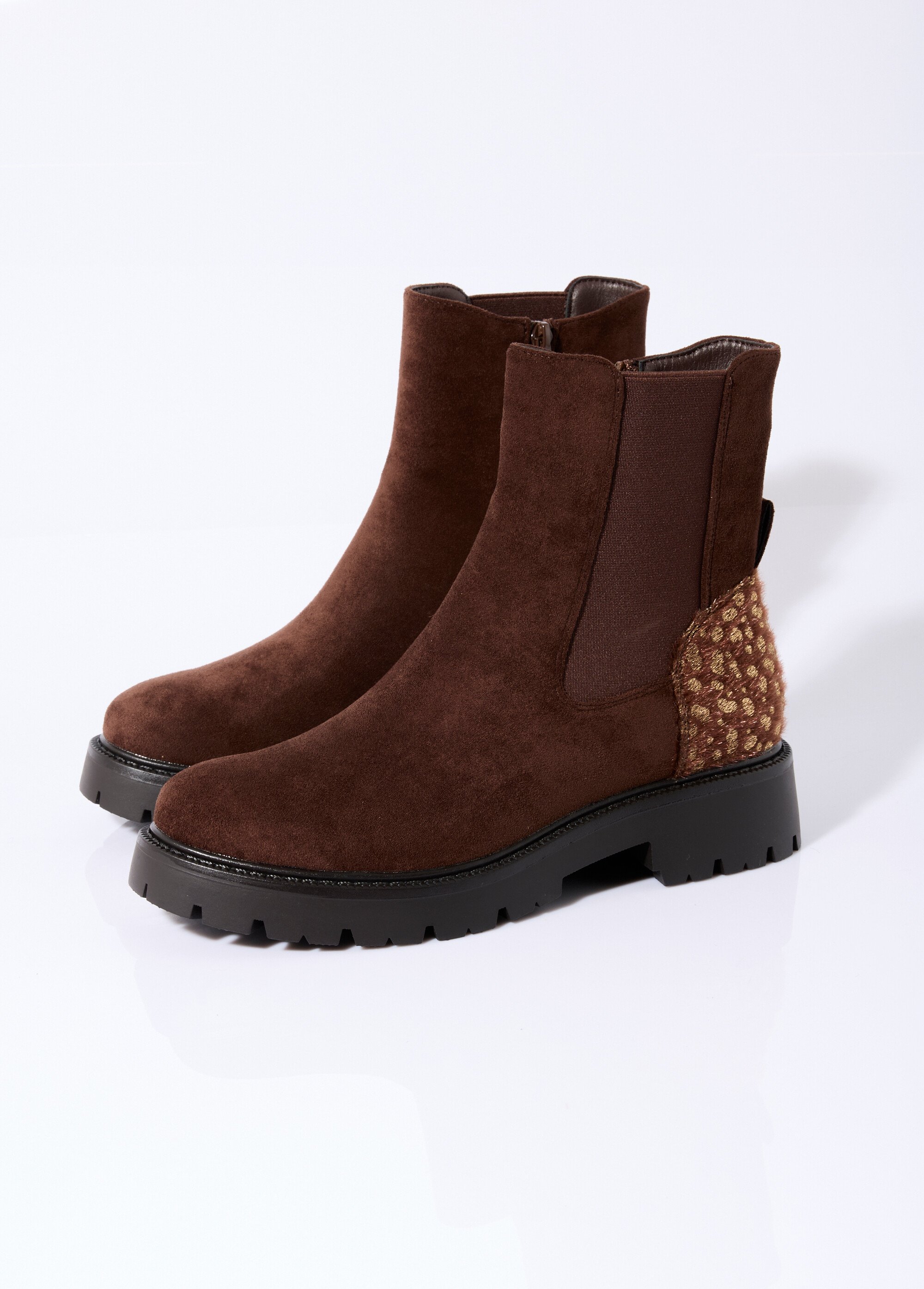 Boots Chelsea en suédine talon animalier