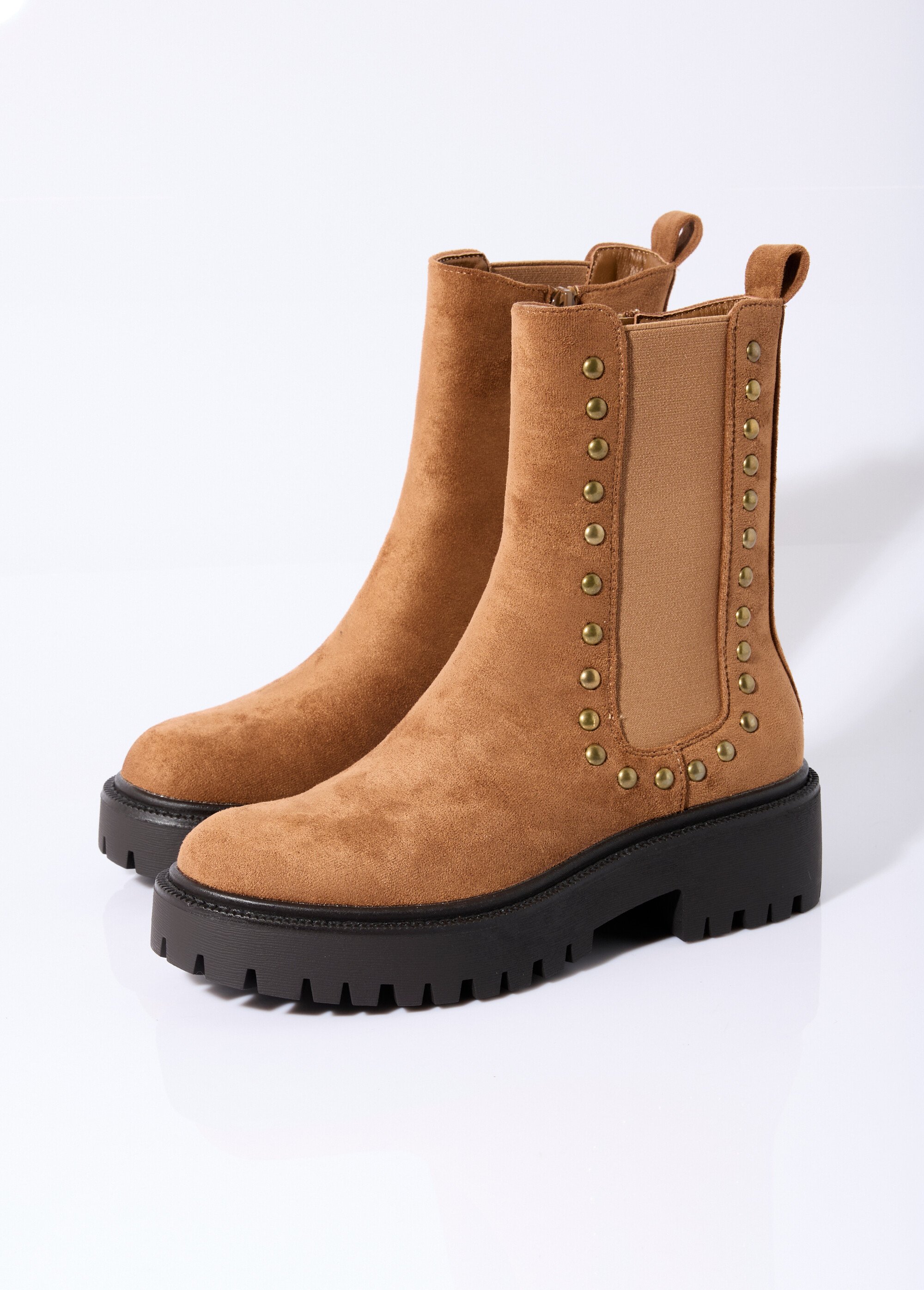 Boots Chelsea suédine avec clous métal Femme Marron COVY2323 DE1