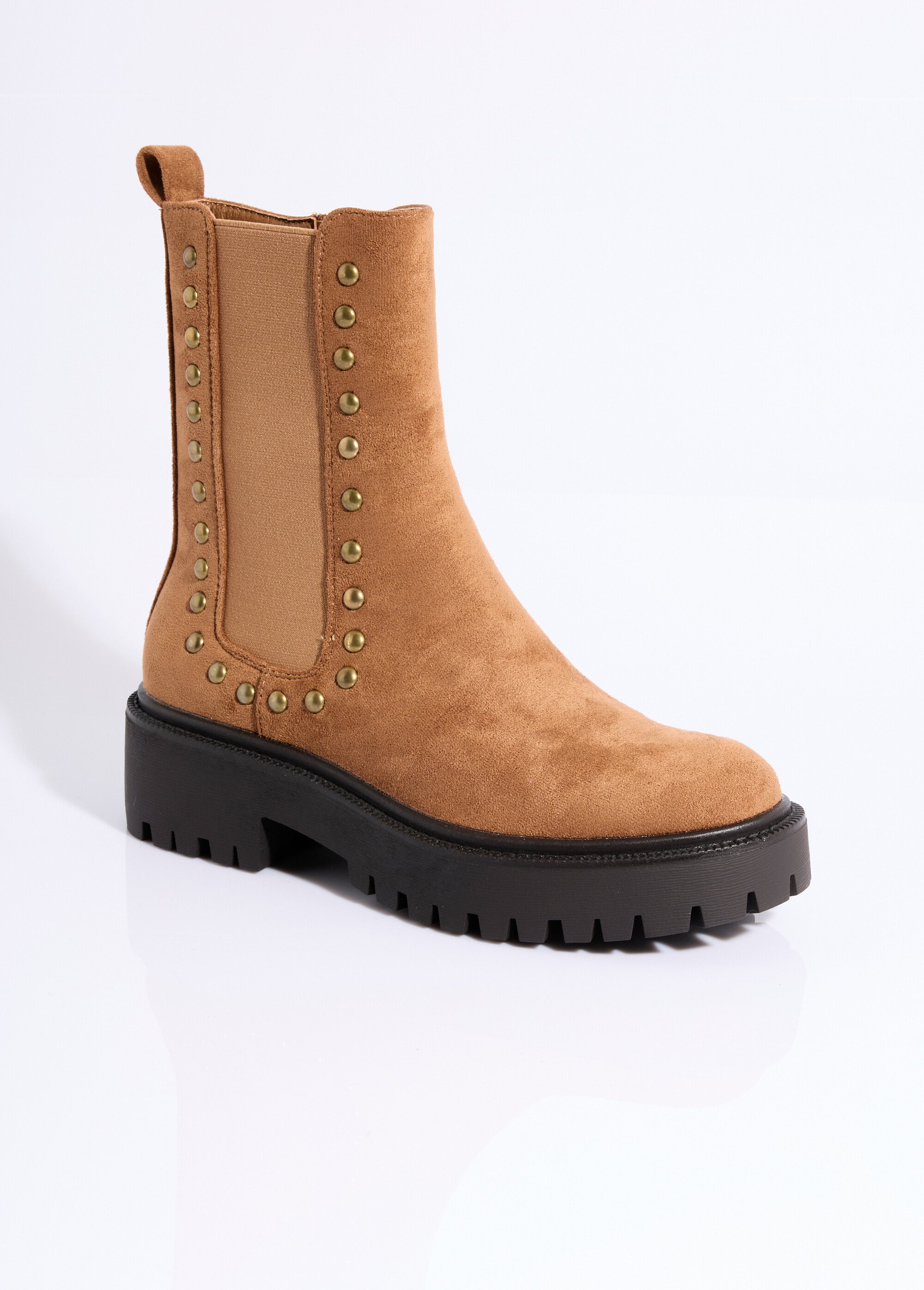 Boots Chelsea suédine avec clous métal Femme Marron COVY2323 FA1