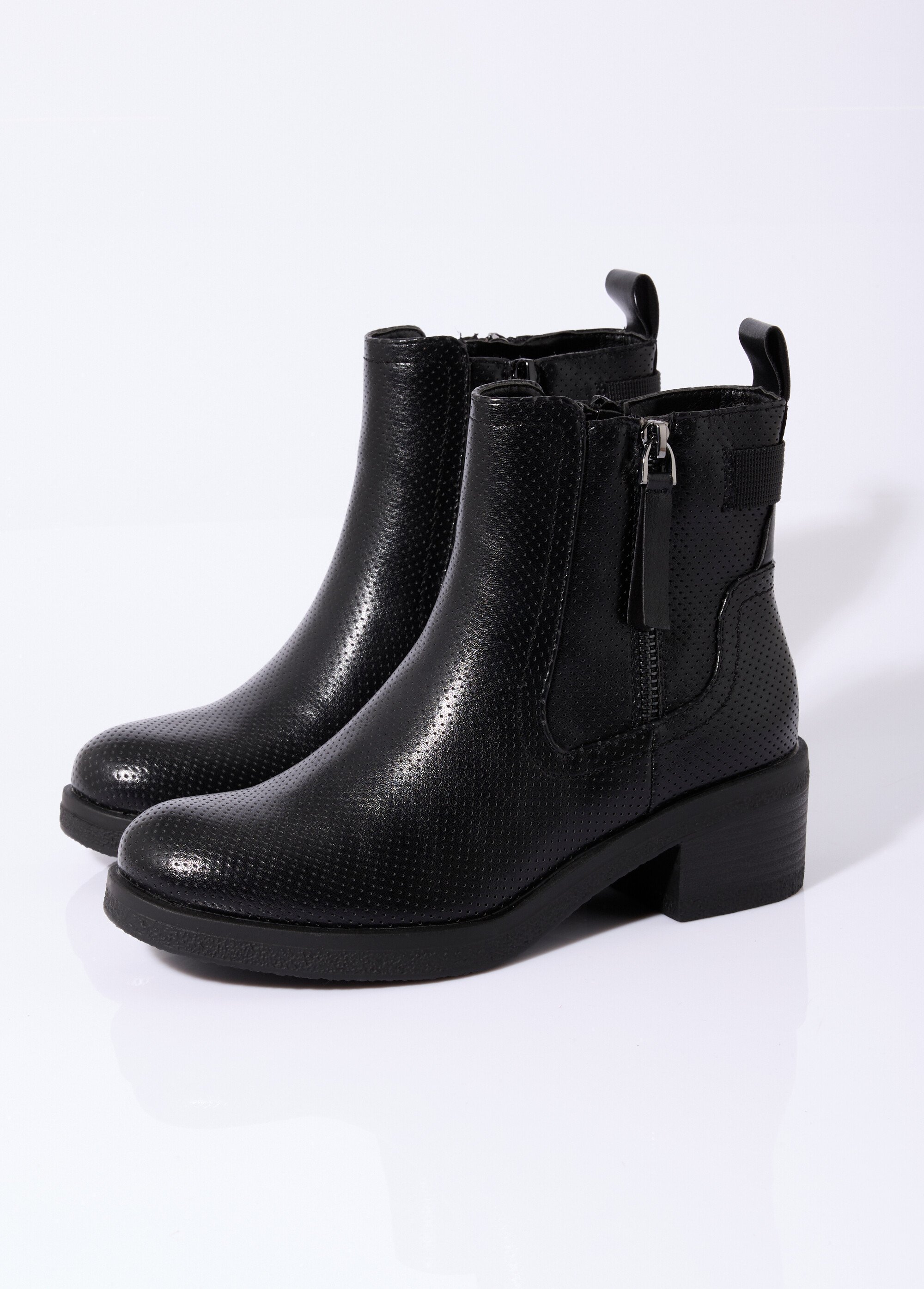 Bottines perforées à talon et zip