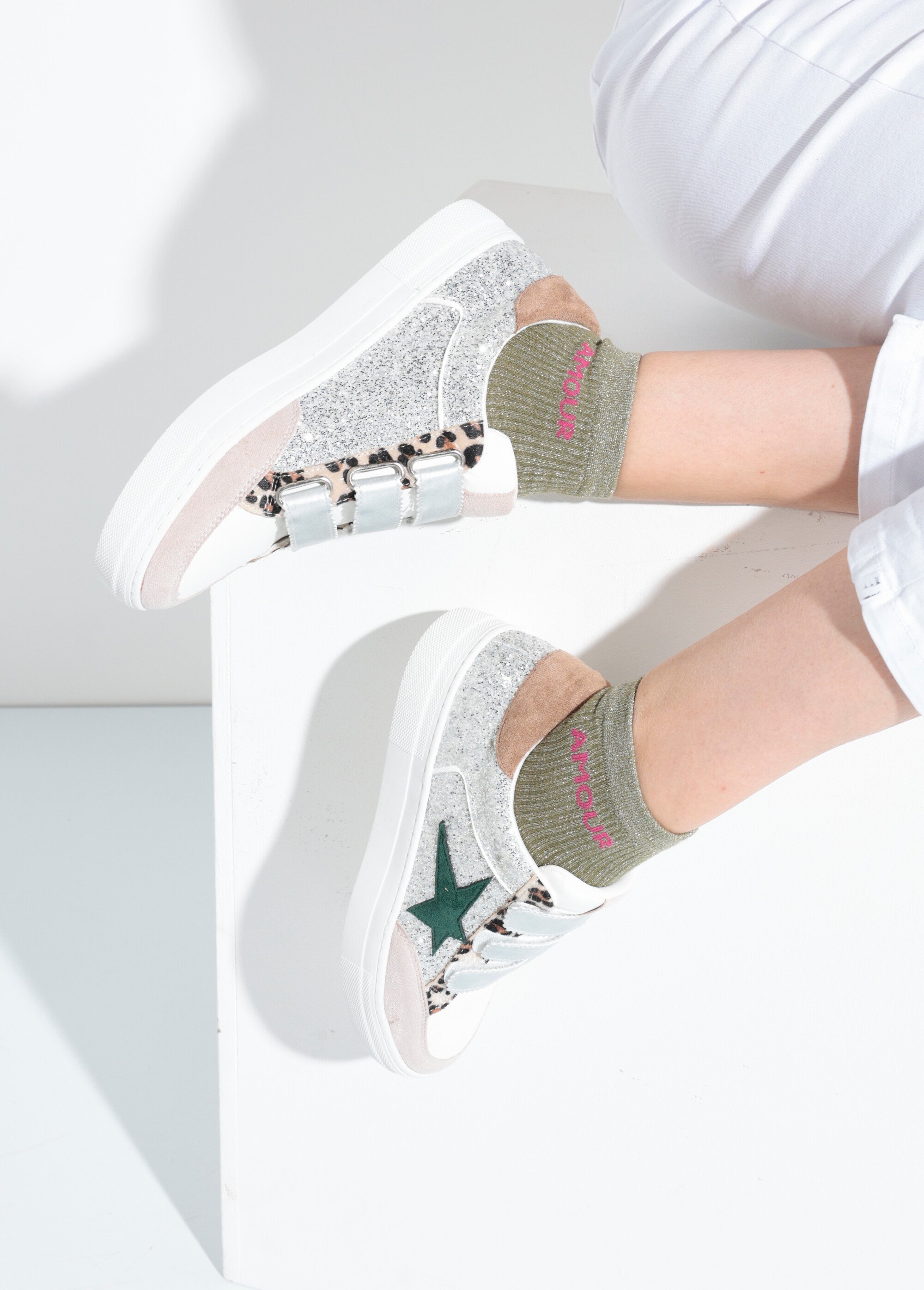 Baskets scratchées mode multi matières Femme Gris SEA9988 SI1