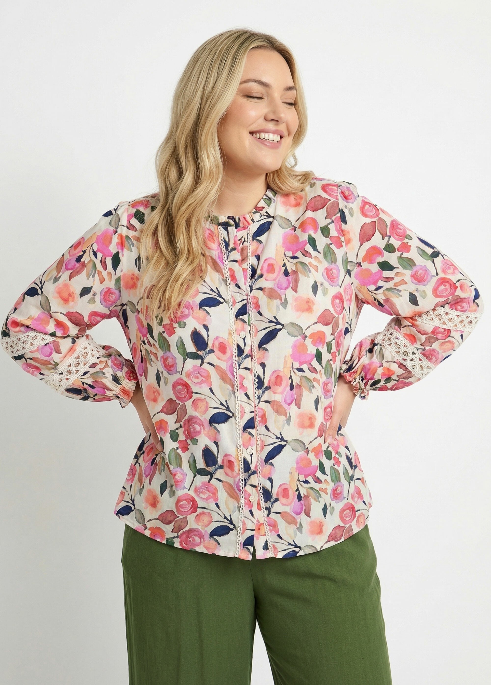 Chemisier détails macramé, motif fleurs Femme Grande Taille Rose MA-M1105-2288 FA1