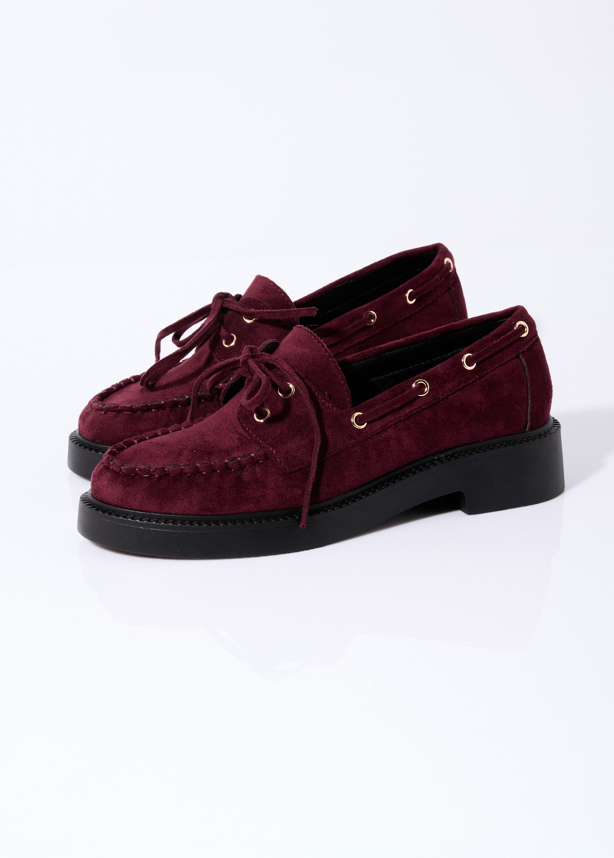 Mocassins en suédine avec oeillets métal Femme Rouge COVQG8-062 DE1