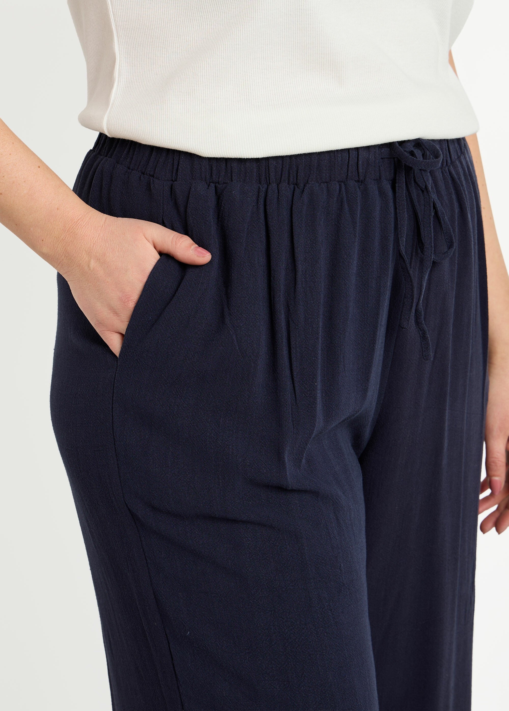 Pantalon fluide avec lin, effet naturel