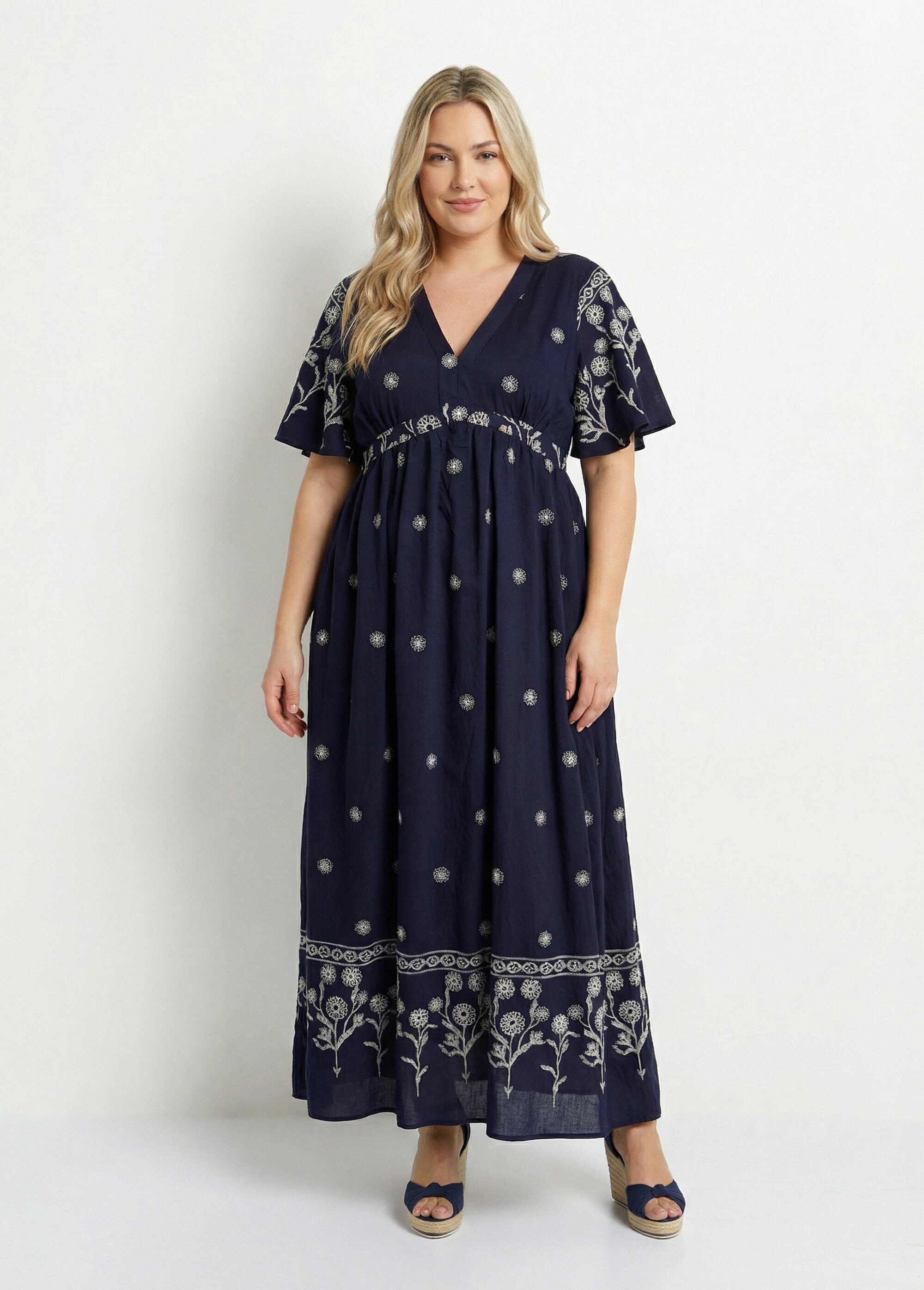 Robe longue unie, broderies ethniques Femme Grande Taille Bleu MA-1139-2332 FA1