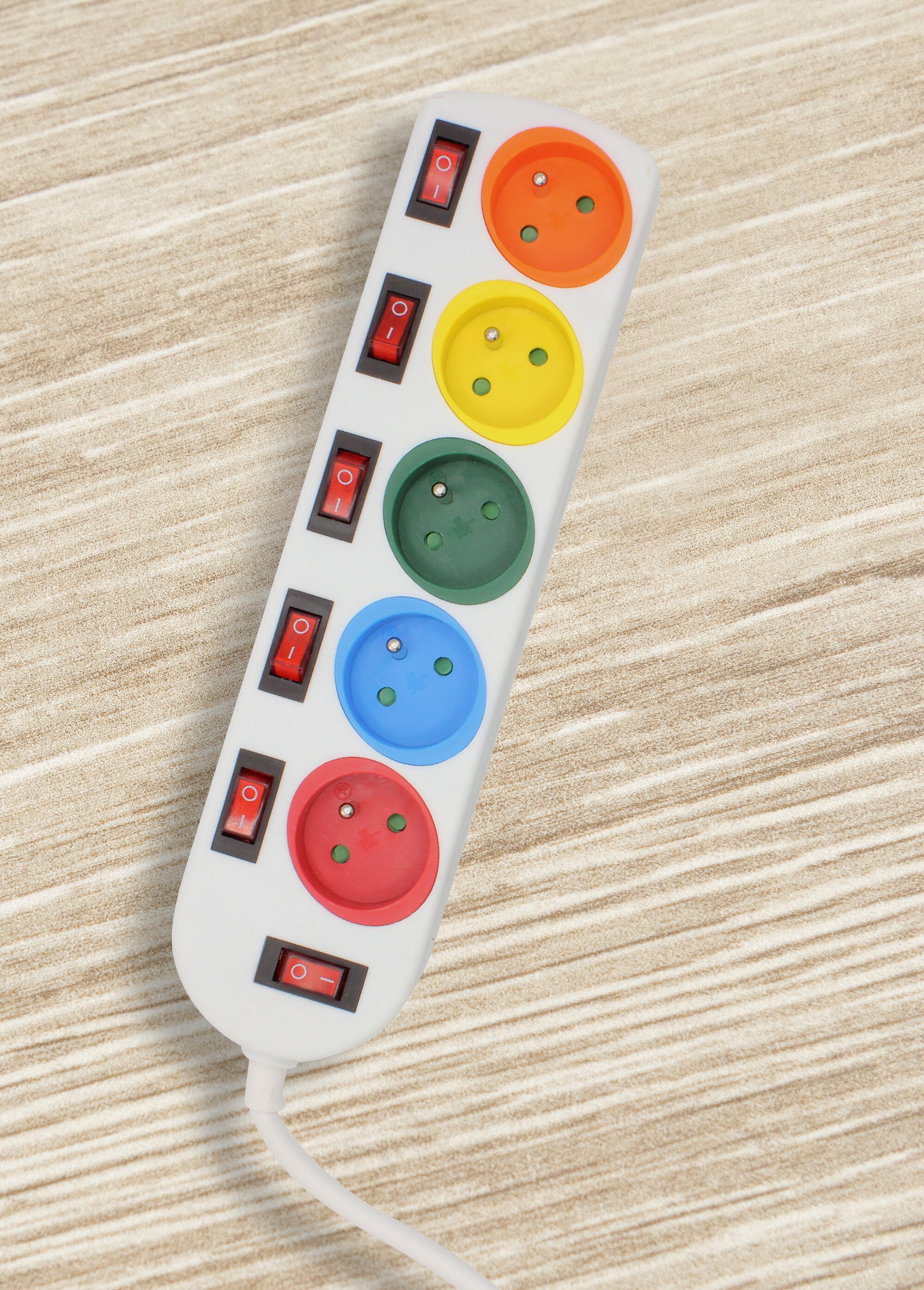 Bloc multiprise couleur 5 prises Blanc GAZEUX DE2