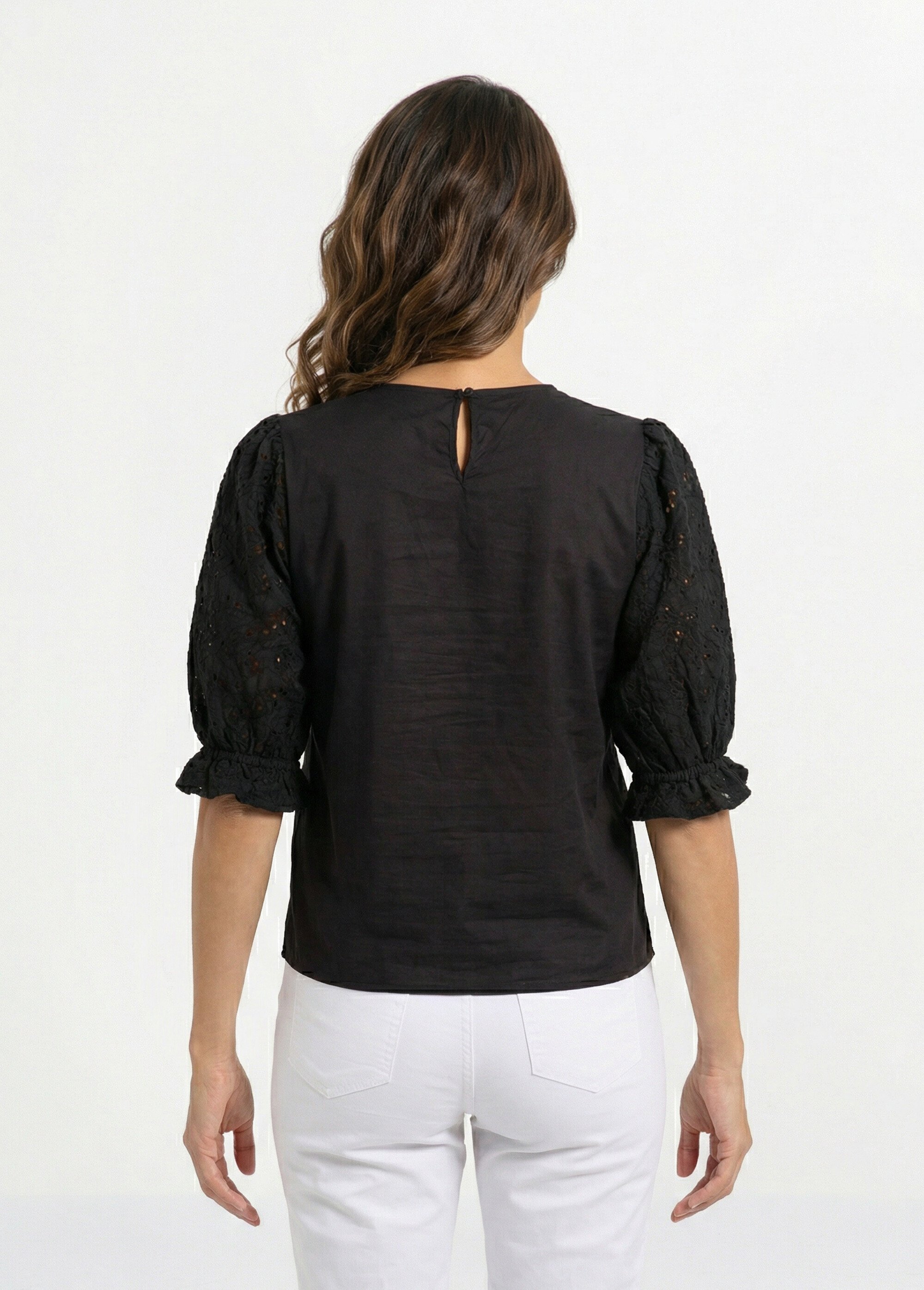 Blouse en broderie anglaise