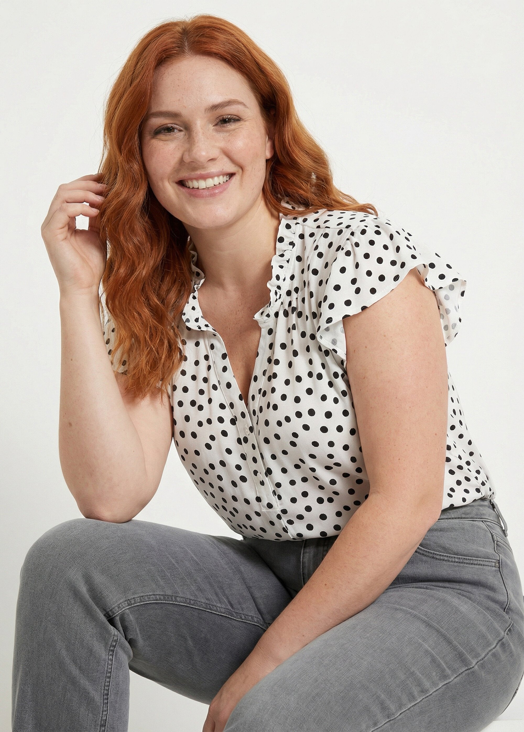 Blouse à pois, volants col et manches