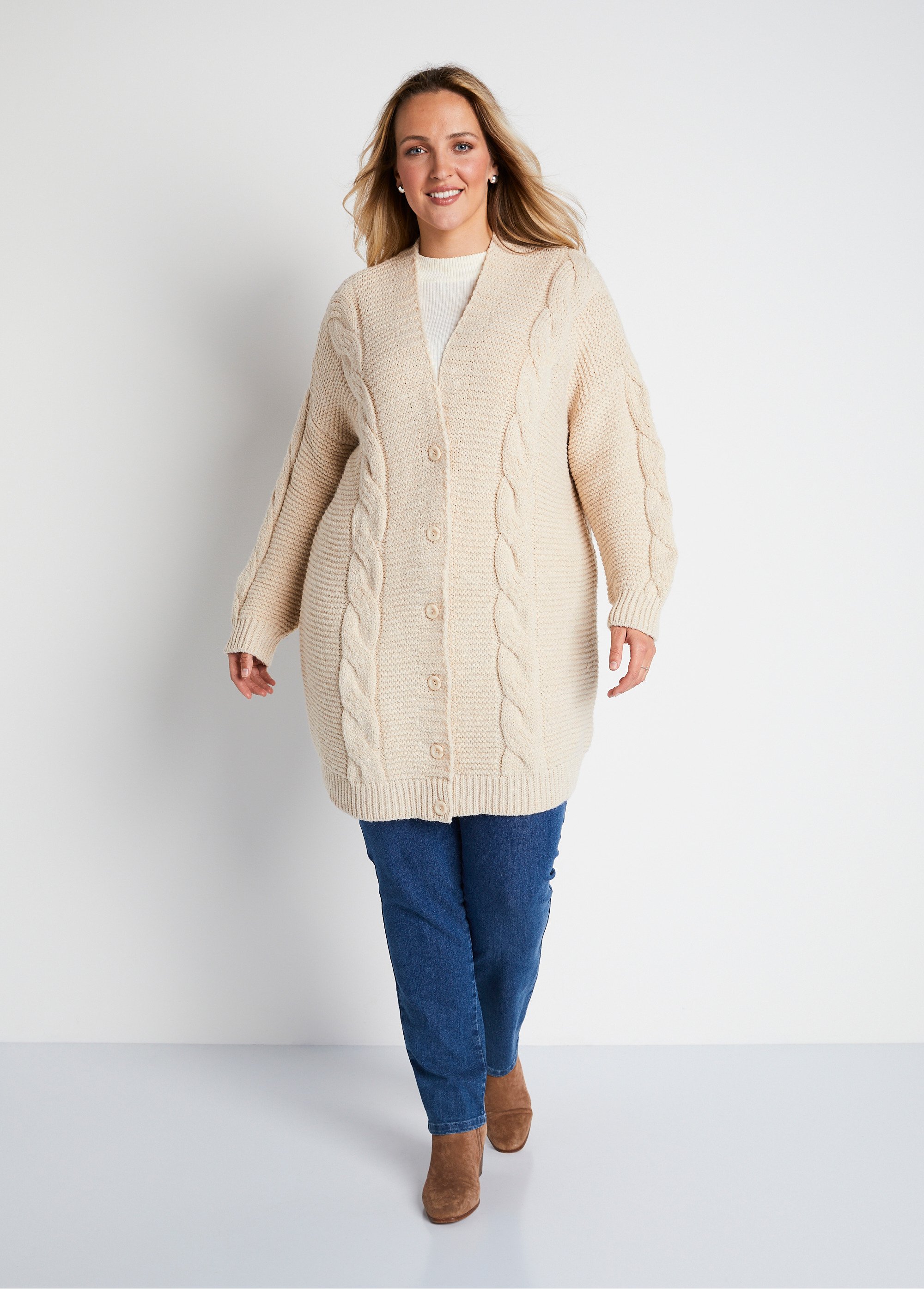 Long gilet boutonné en maille fantaisie