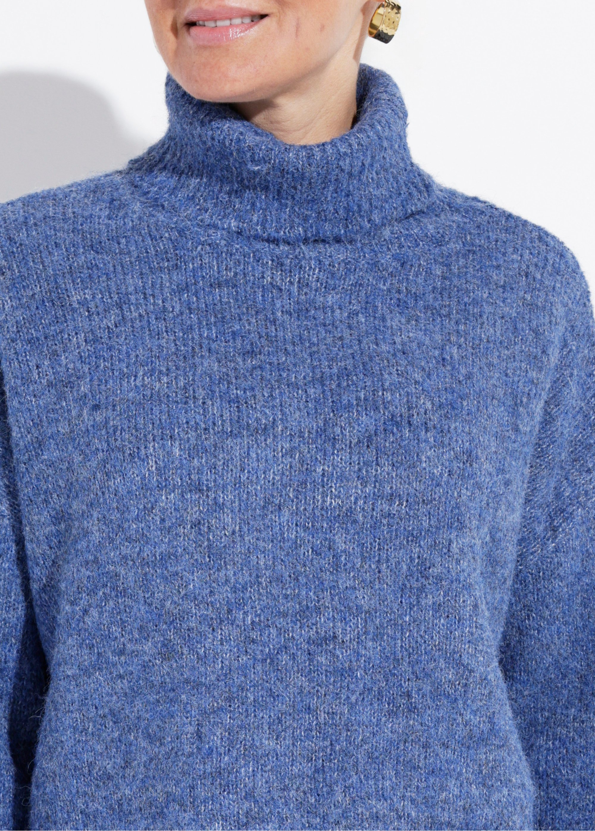 Pull col roulé en maille épaisse Femme Bleu IA-PL91 DE1
