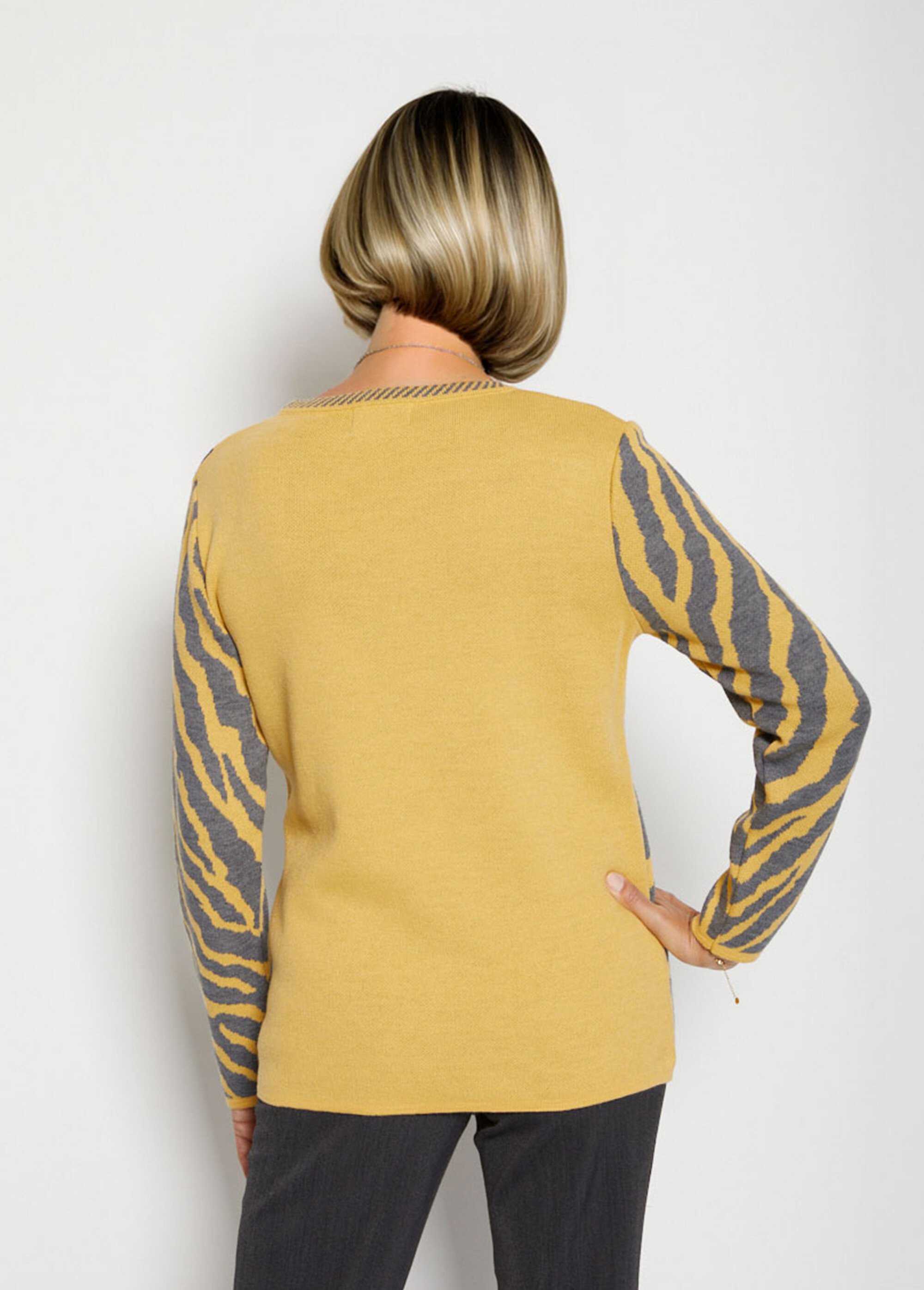 Pull fantaisie jacquard zèbre