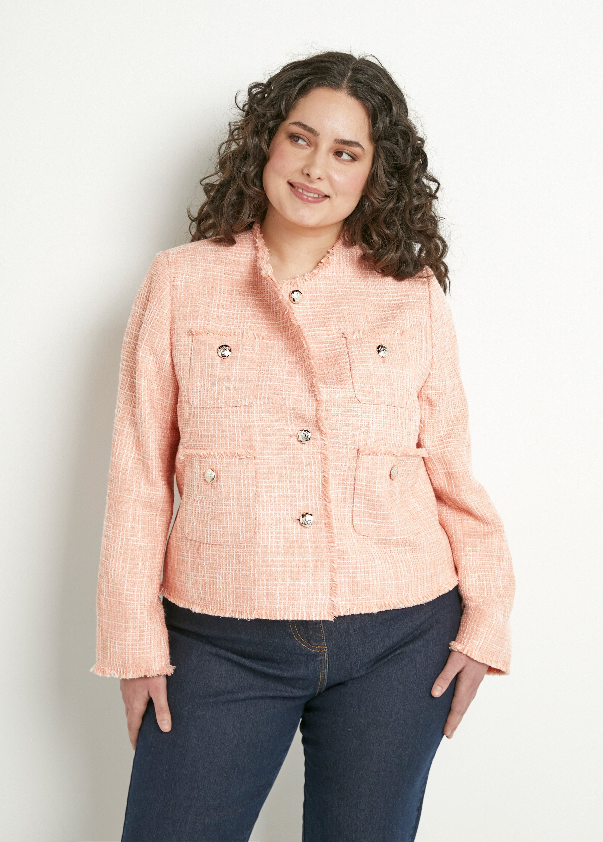Veste sans col boutonnée courte tissu natté uni