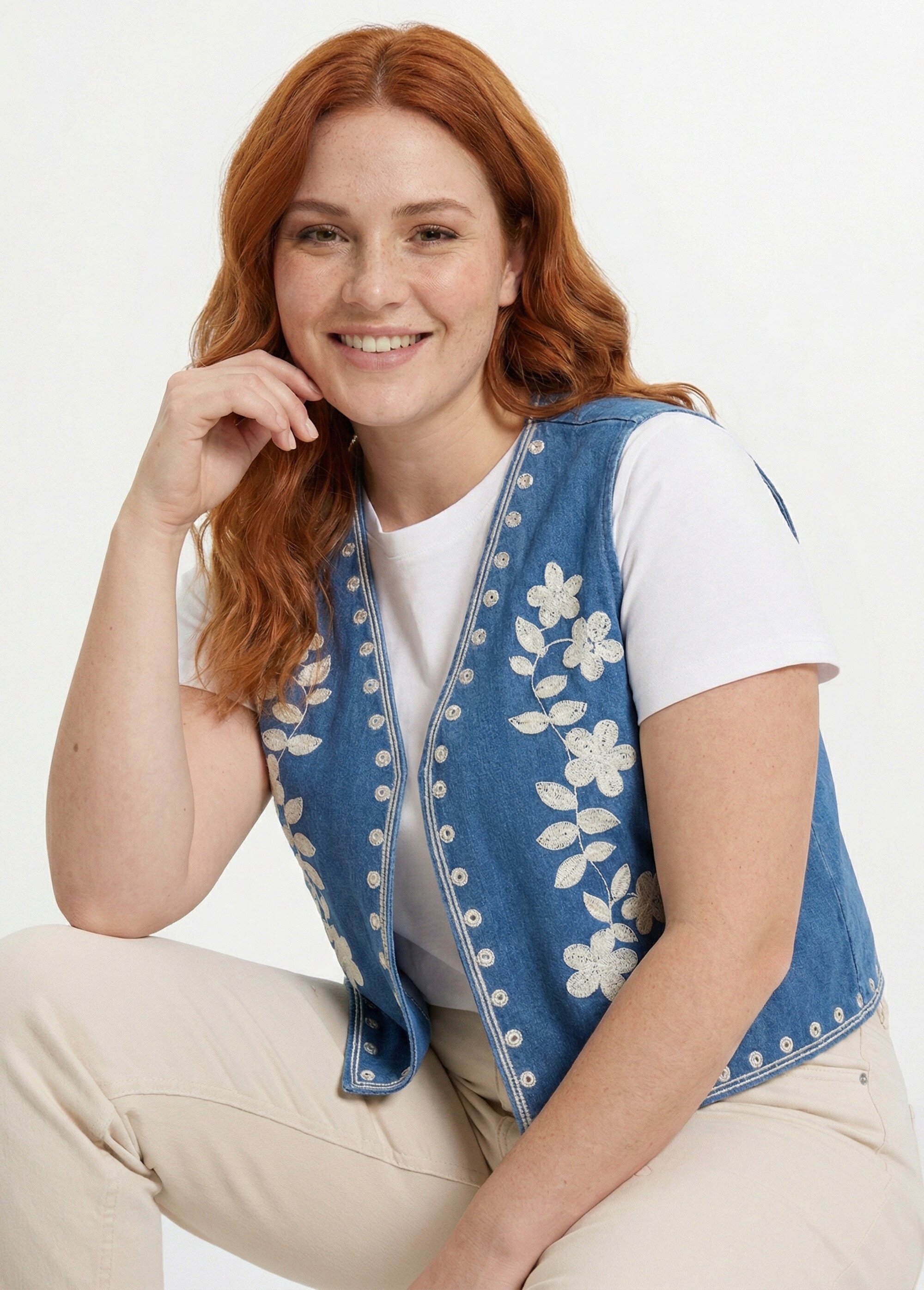 Gilet sans manches denim avec broderies Femme Grande Taille Bleu MA-M835-2139 MV1