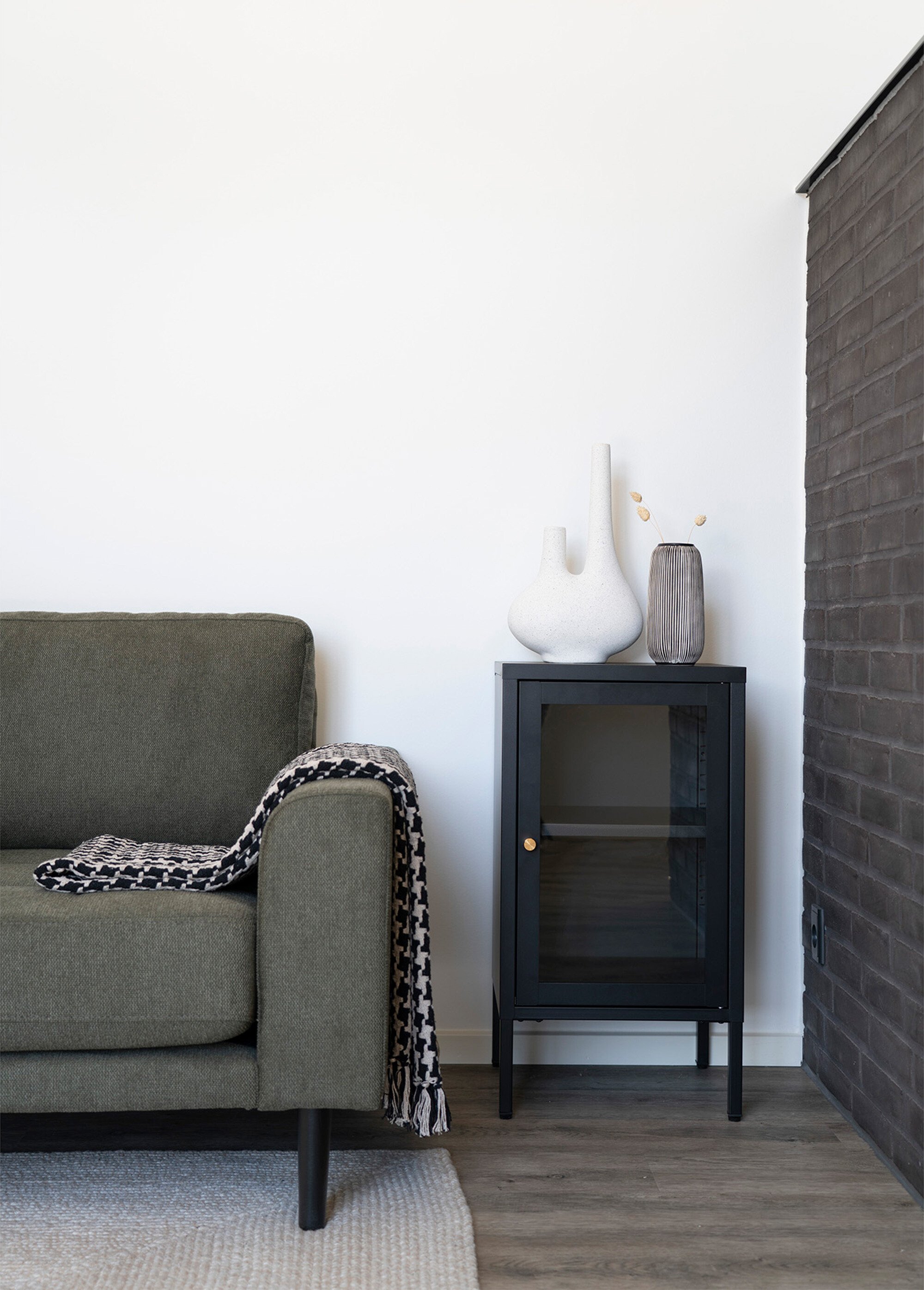 Meuble vitré 1 porte moderne, foncé NOIR HN-3001046 SI1