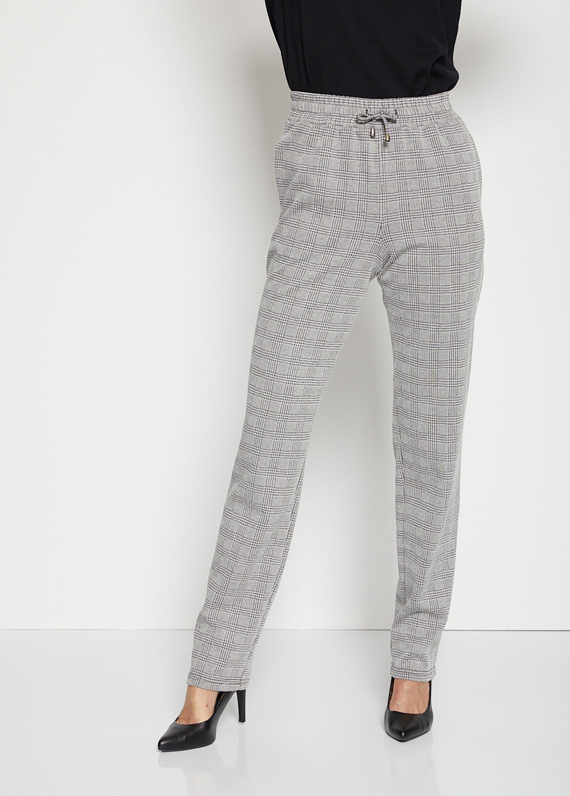 Pantalon droit maille unie ou jacquard