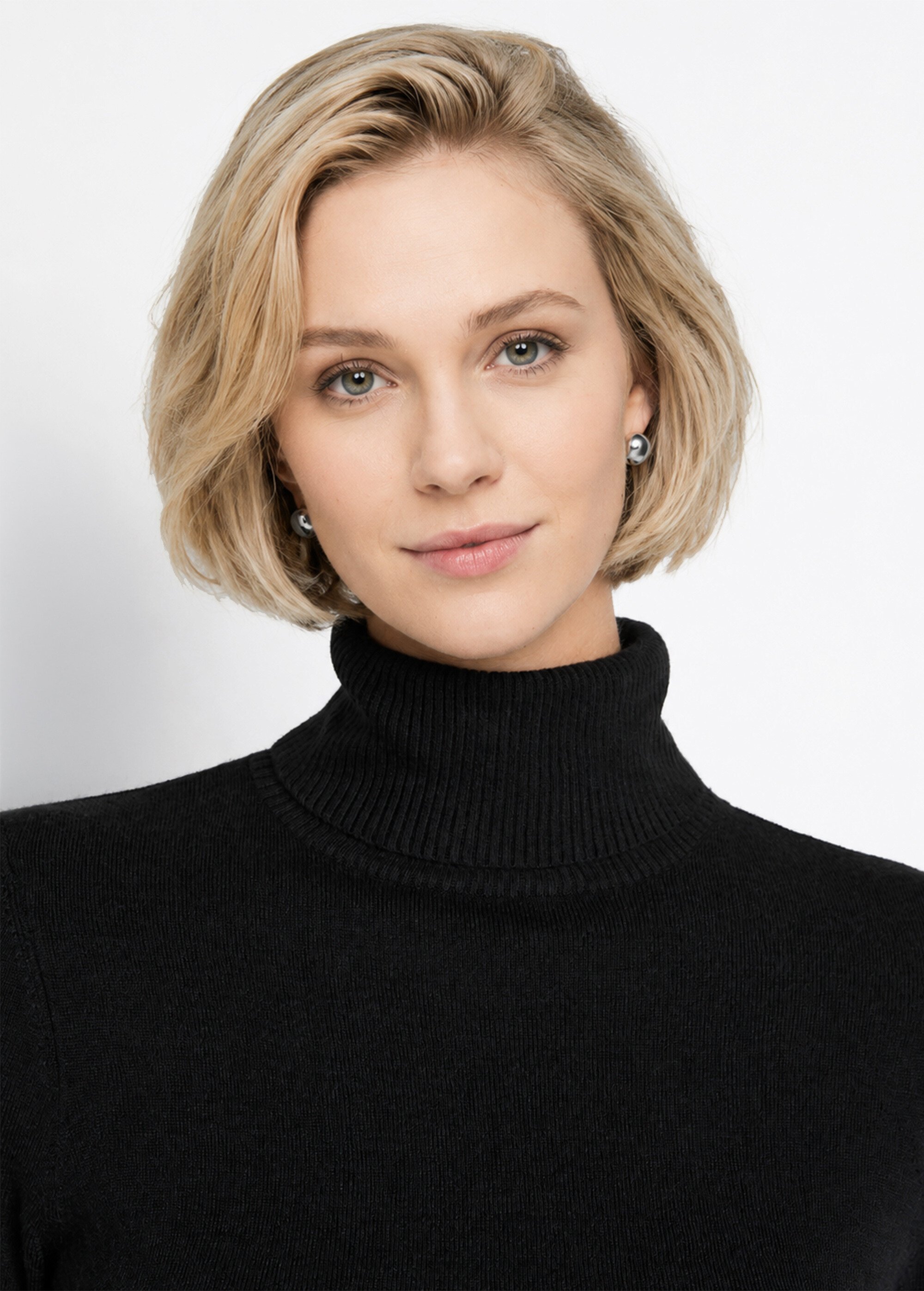 Pull doux col roulé manches longues