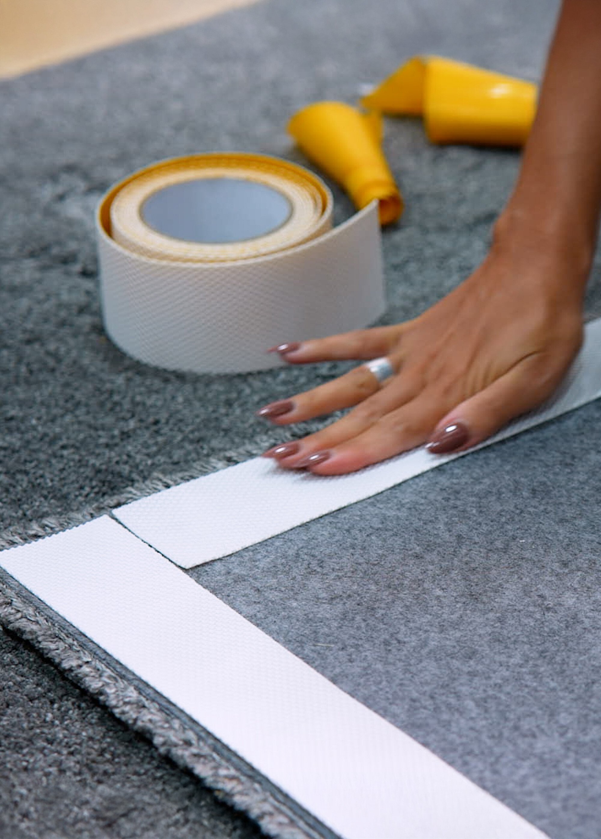 Ruban antiglisse découpable 3 m spécial tapis Blanc GANTOR DE1