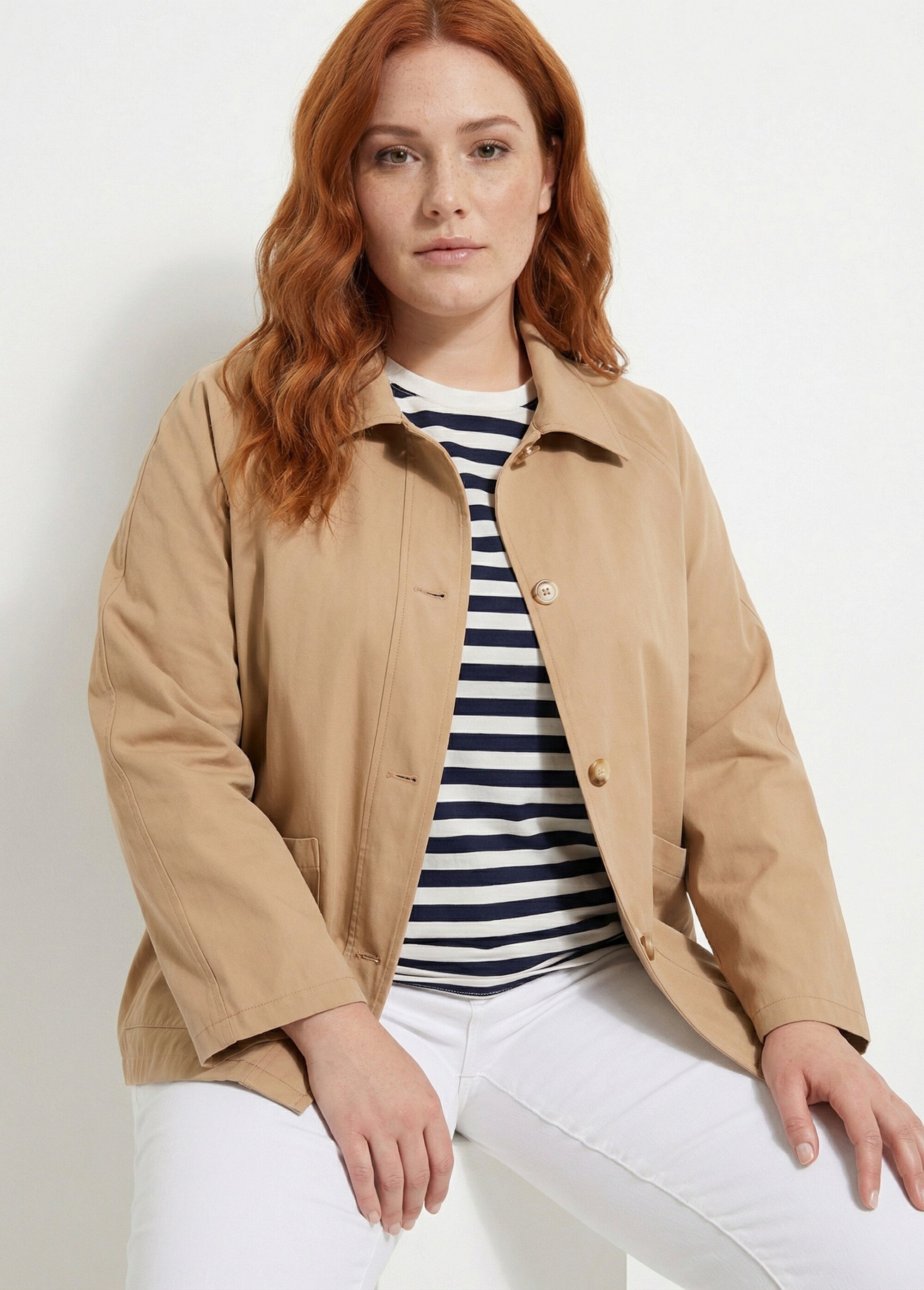 Trench court, doublure fantaisie Femme Grande Taille Beige IAC-AP-R6207 MV1