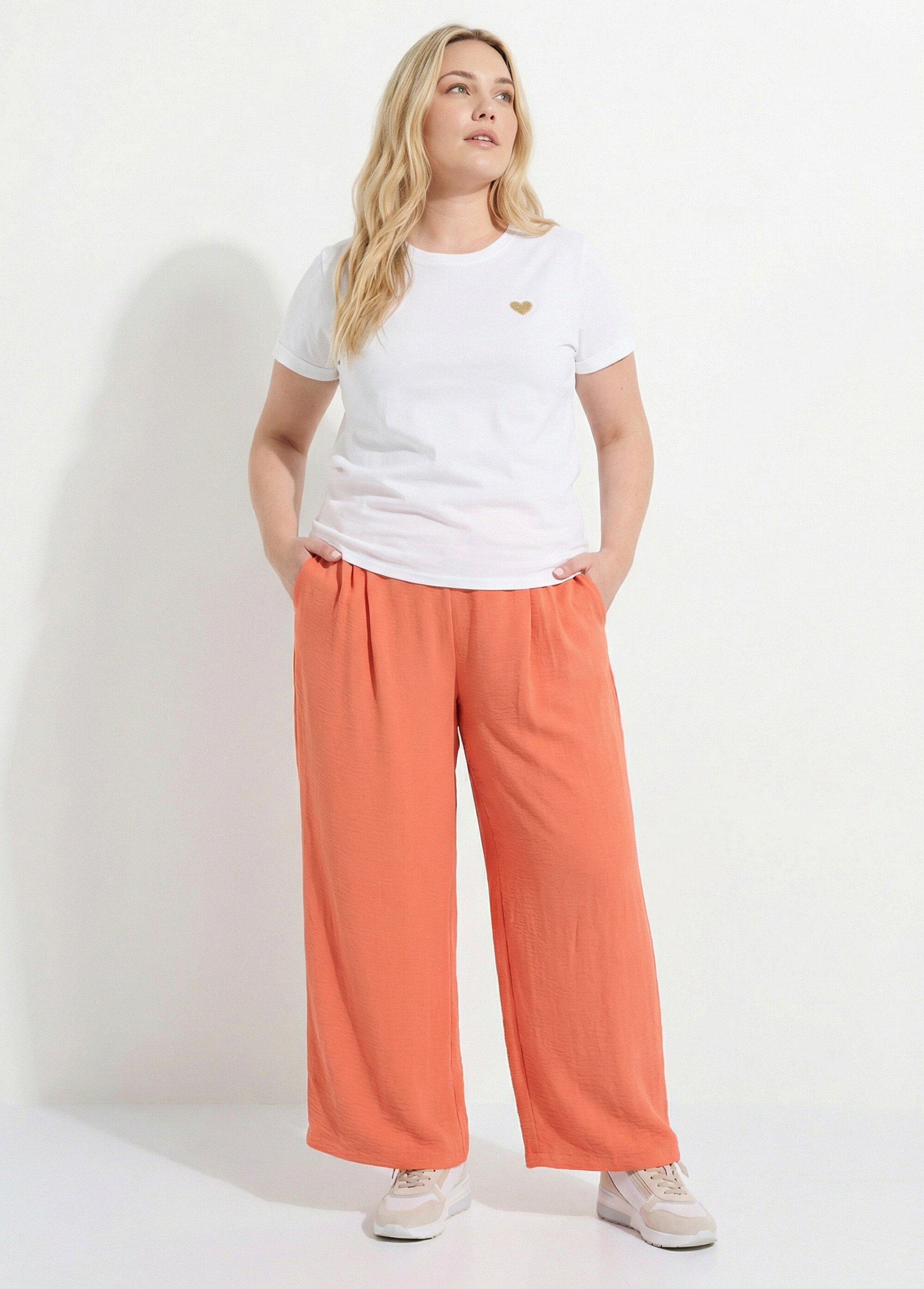 T-shirt col rond avec broderie coeur Femme Grande Taille Blanc IAC-AP-M0502 SI1