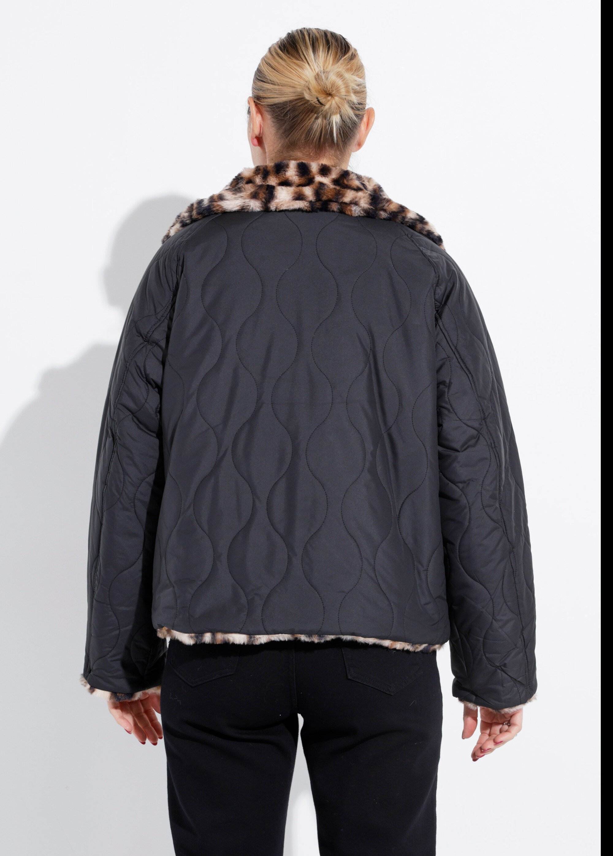 Veste matelassée réversible léopard fourrure