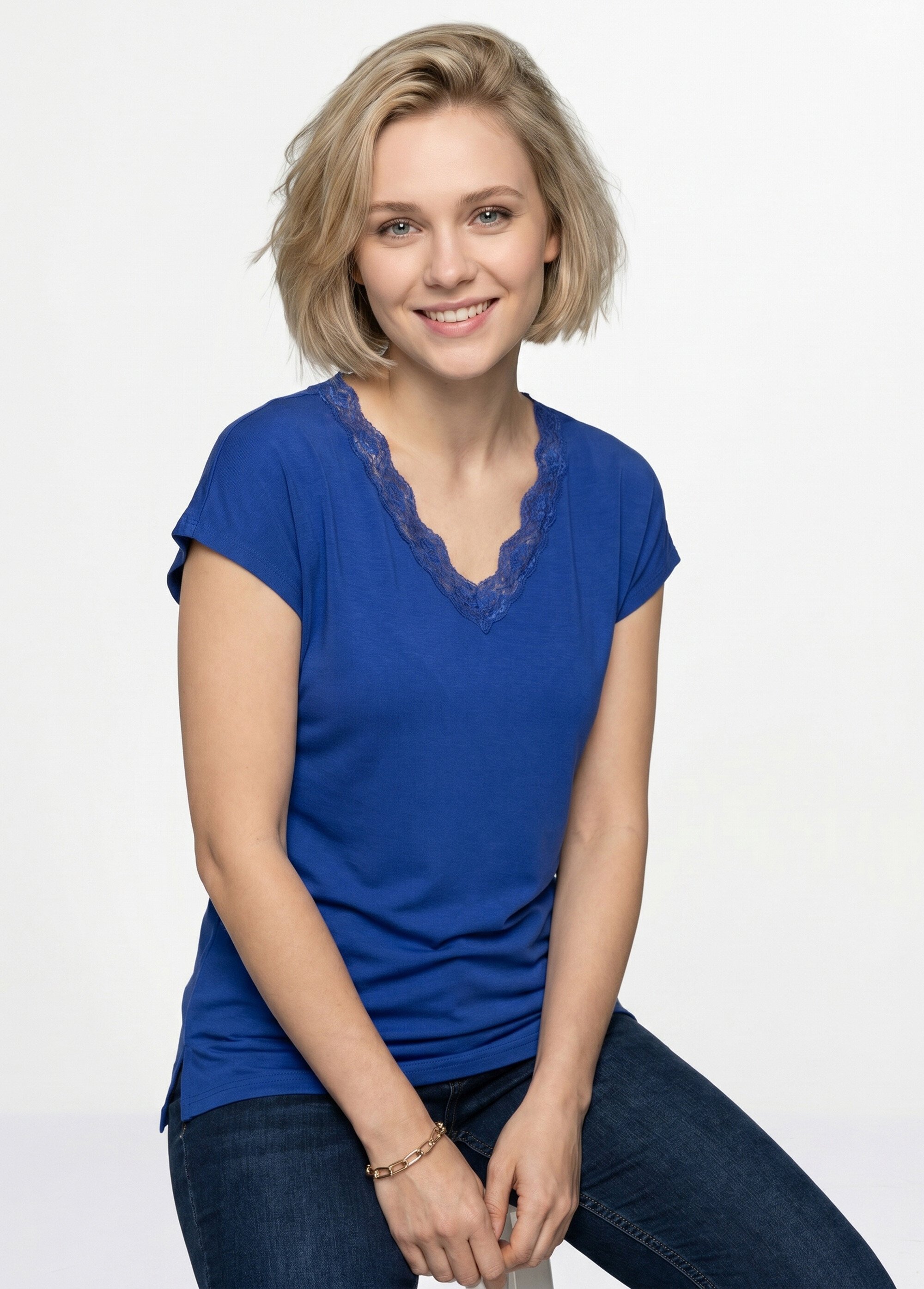 T-shirt court extensible dentelle