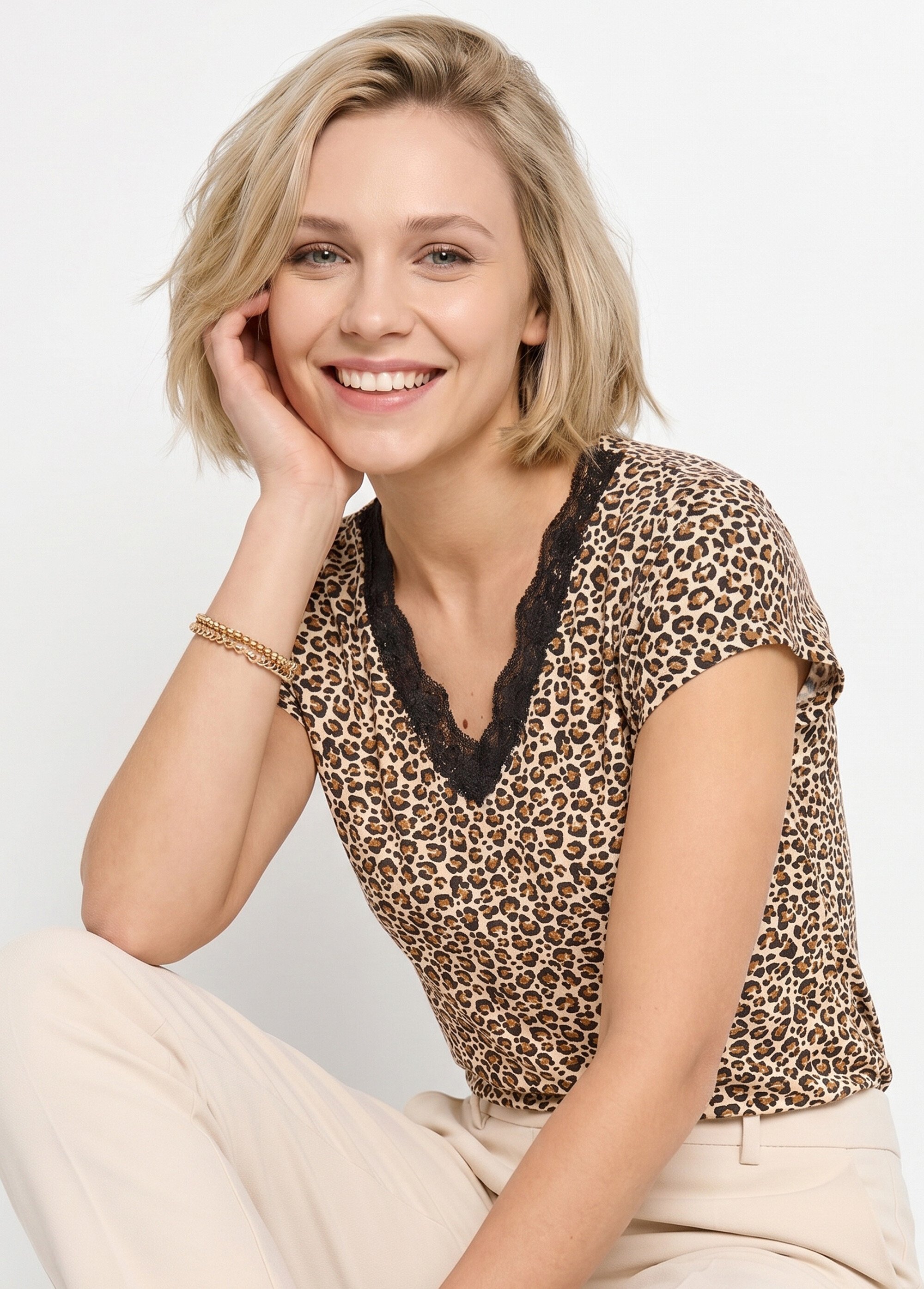 T-shirt court extensible dentelle Femme Marron CARACAS MV1