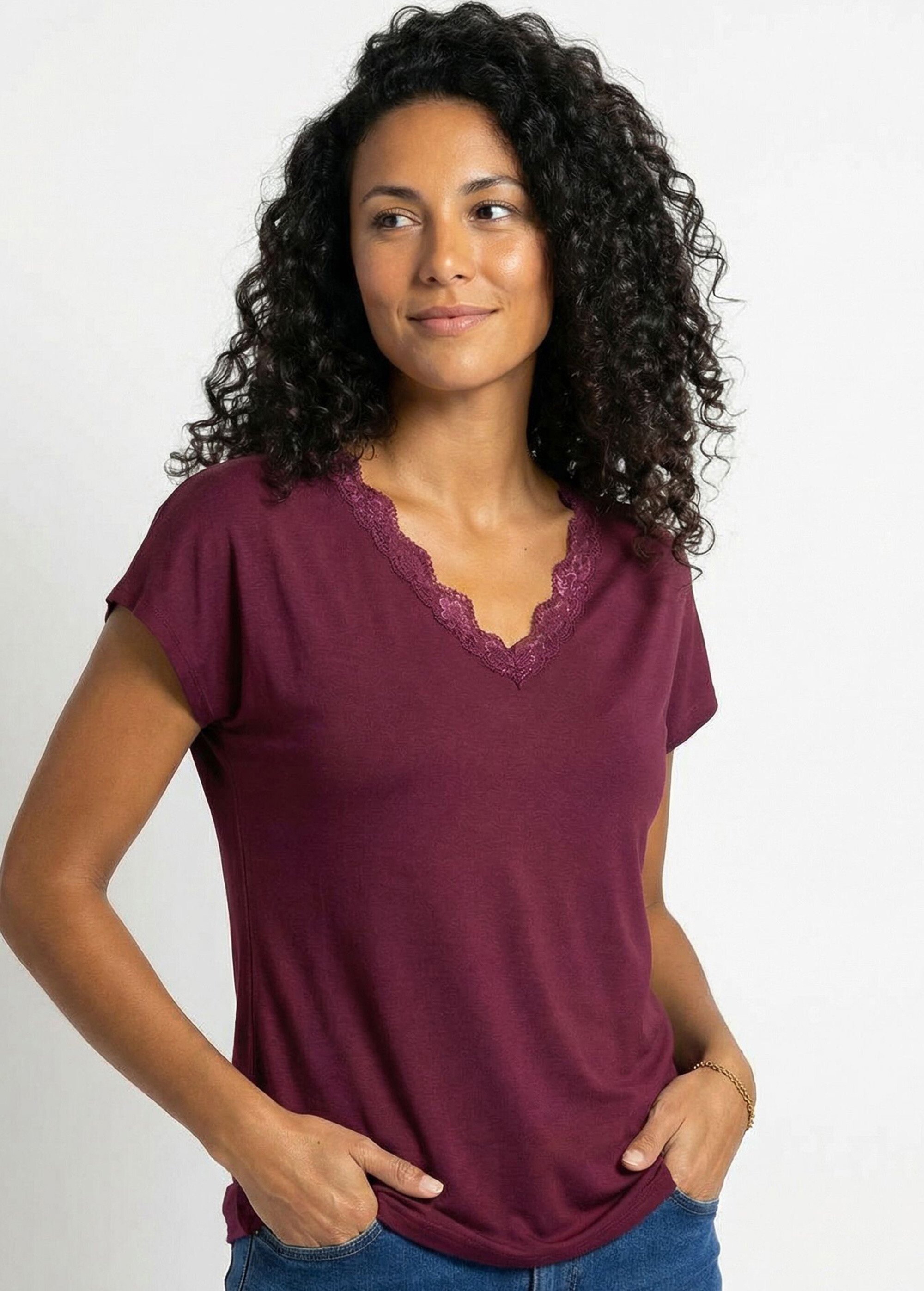 T-shirt court extensible dentelle