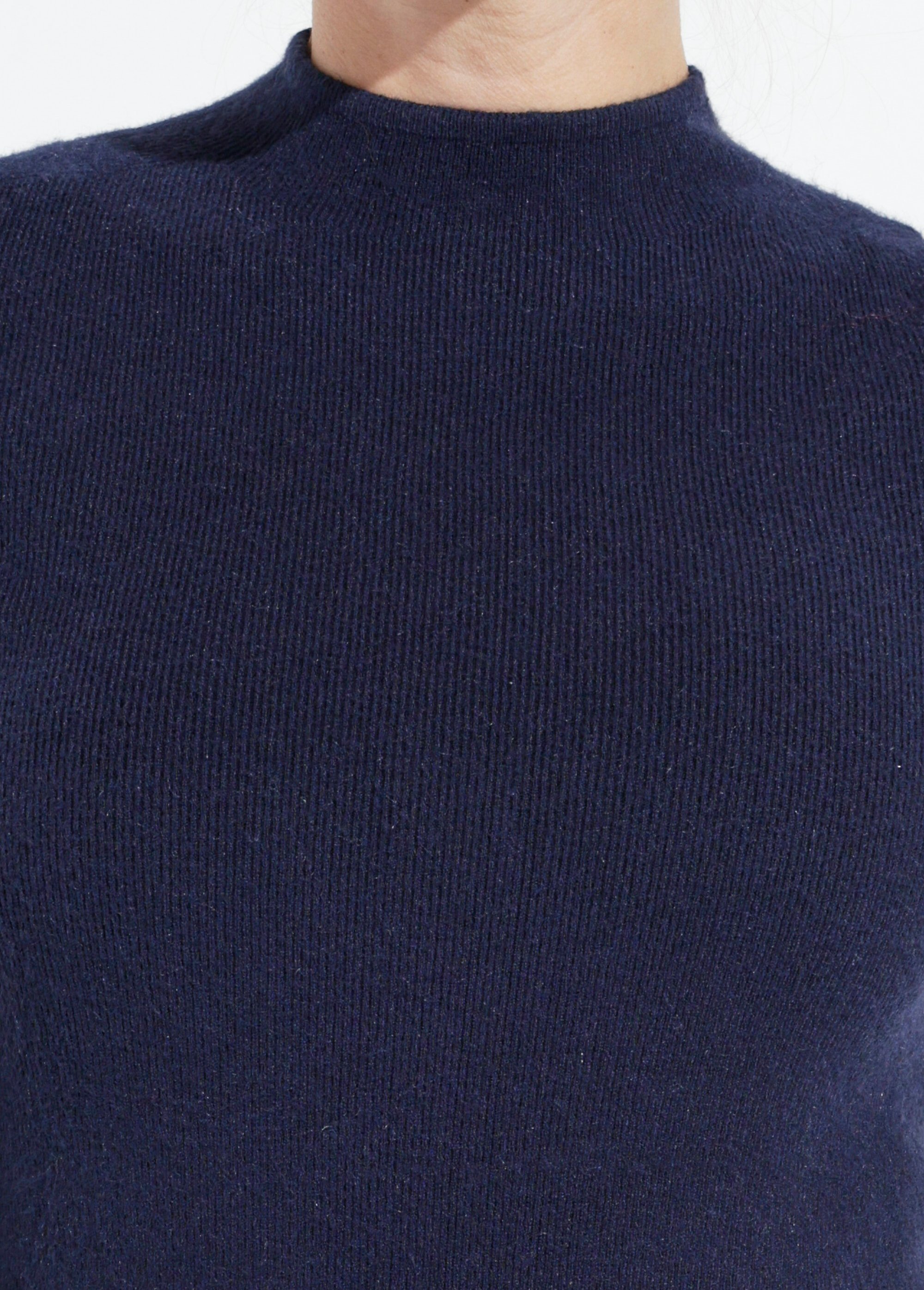 Pull col roulotté forme ajustée Femme Bleu IA-AR963 DE1